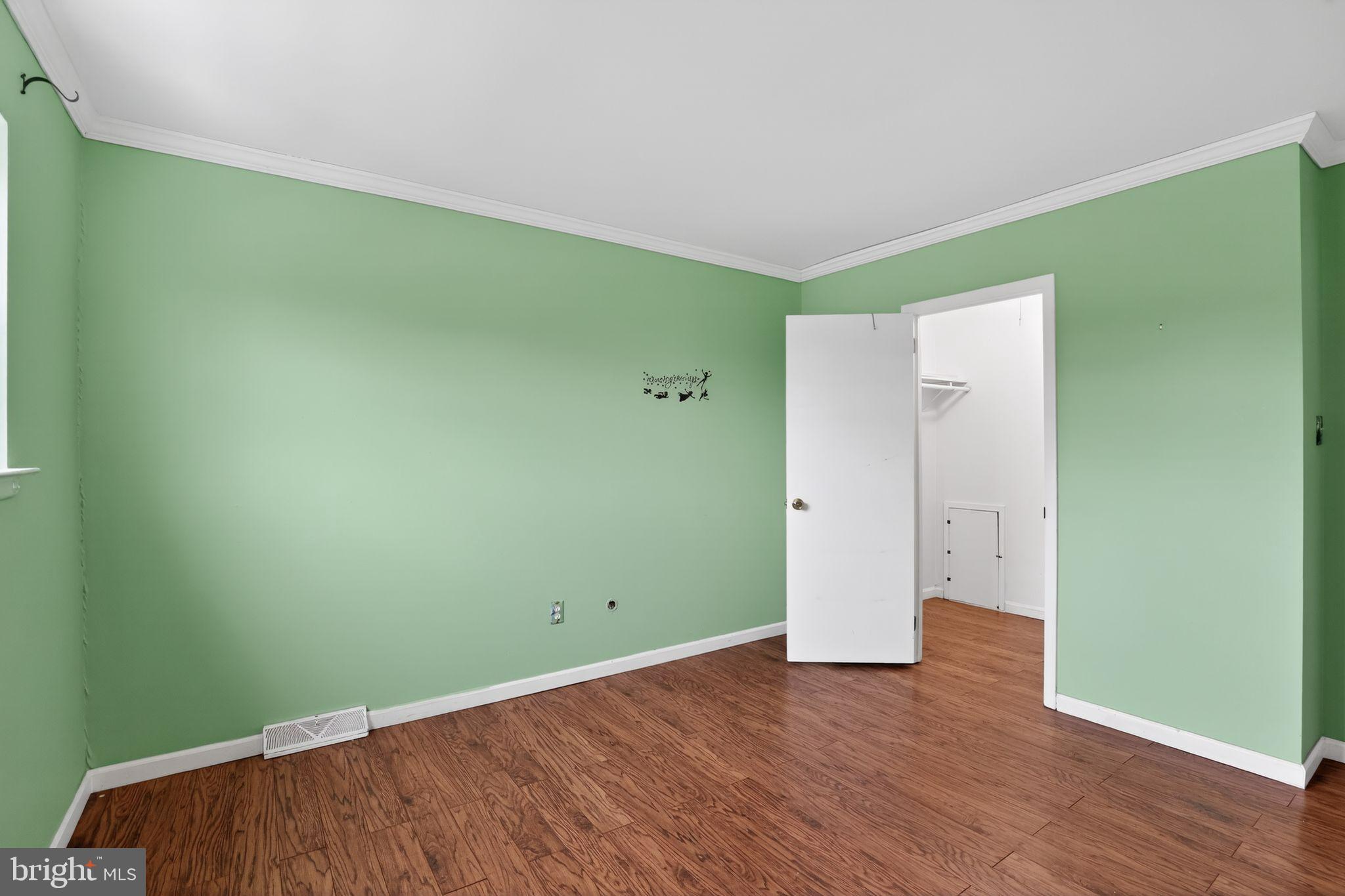 ROUND MEADOW - Residential