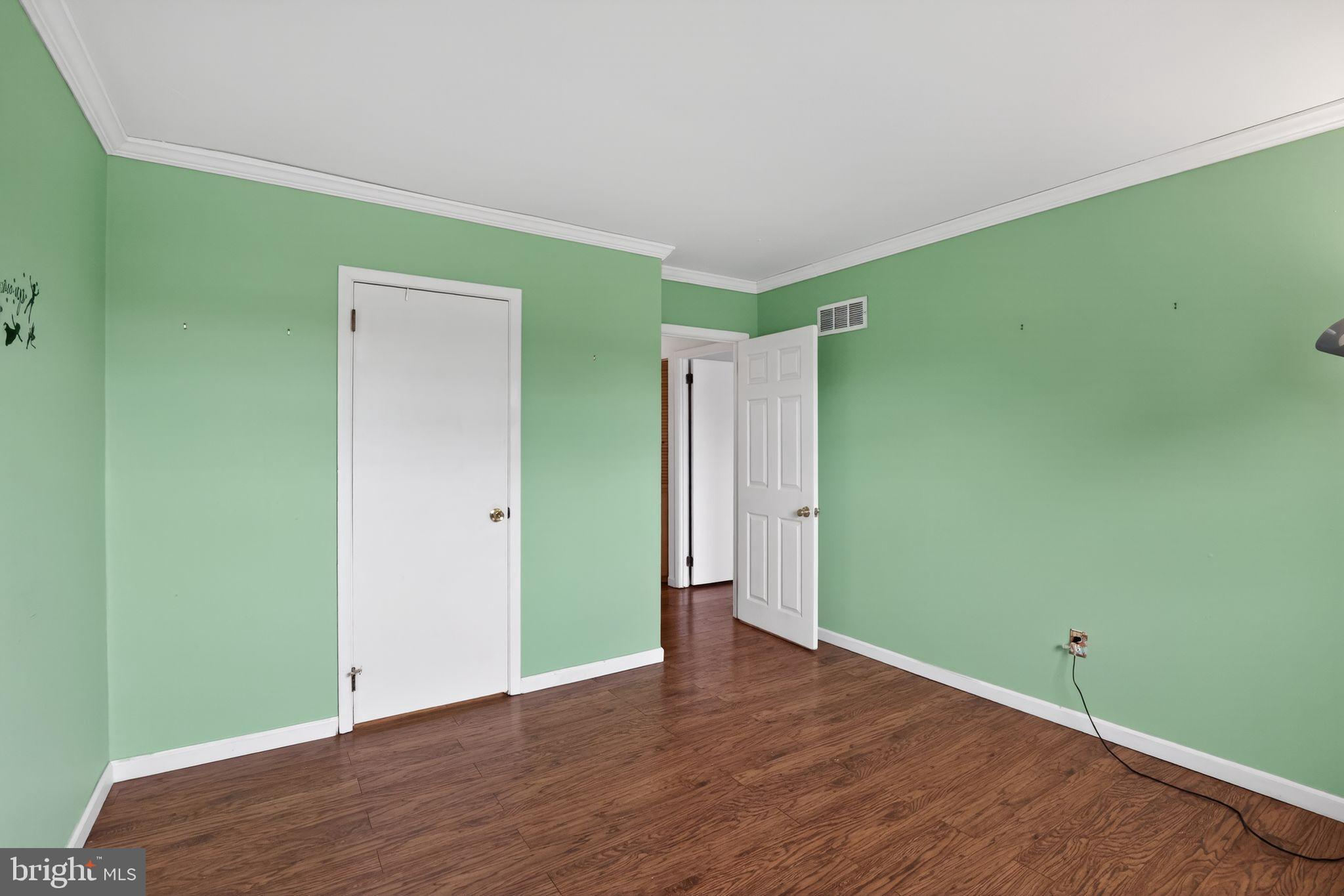 ROUND MEADOW - Residential