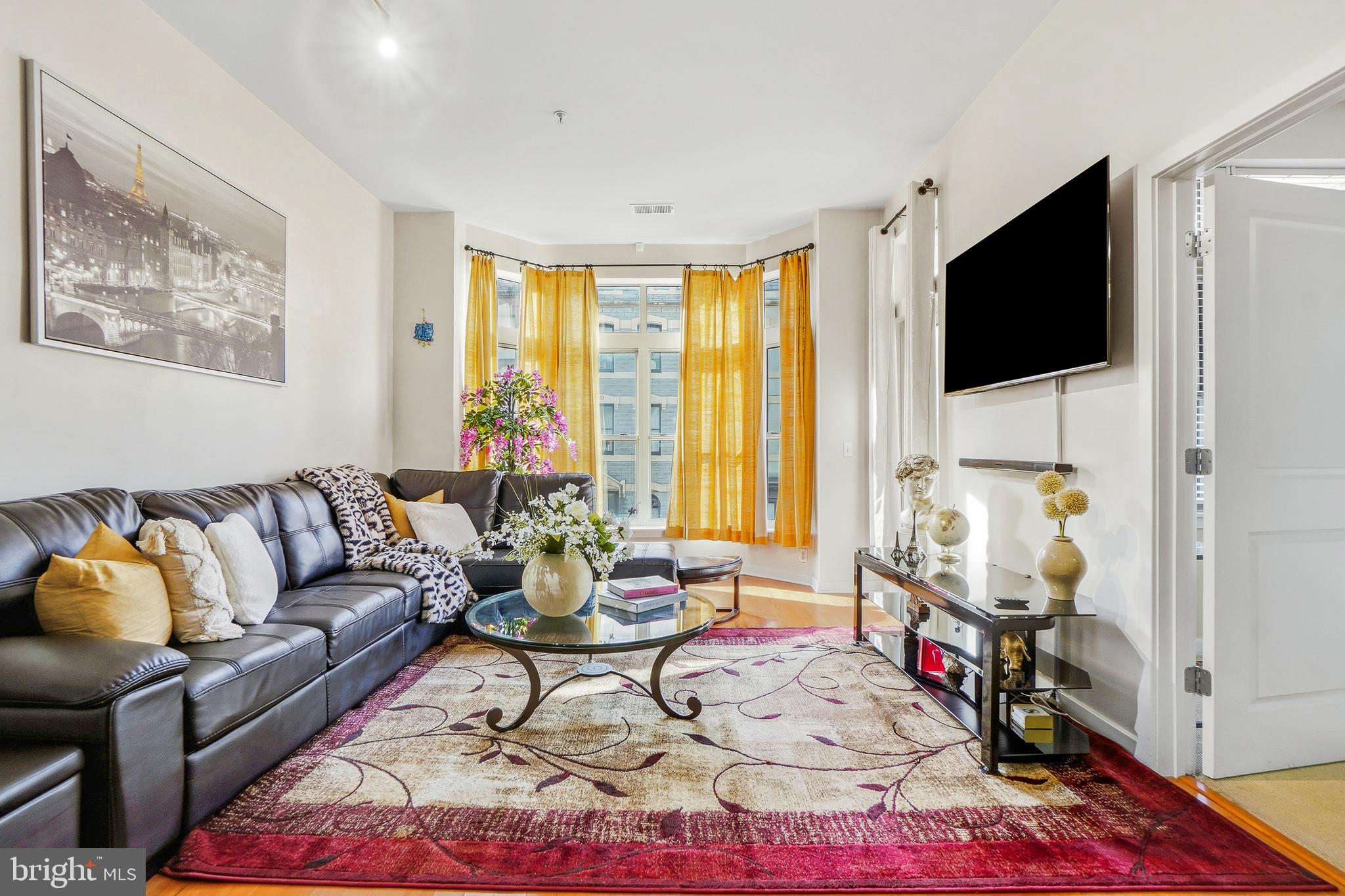 MOUNT VERNON PLACE HISTORIC DISTRICT - Residential