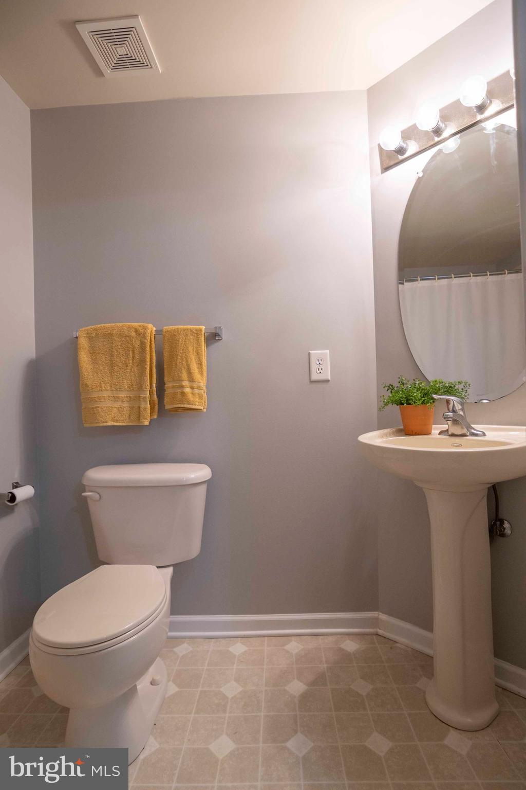 FAIRWAYS WEST - Residential