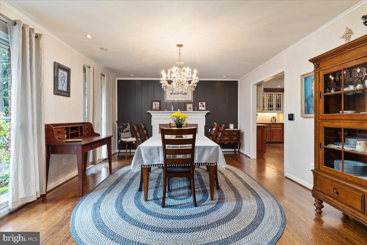 BARCROFT WOODS - Residential