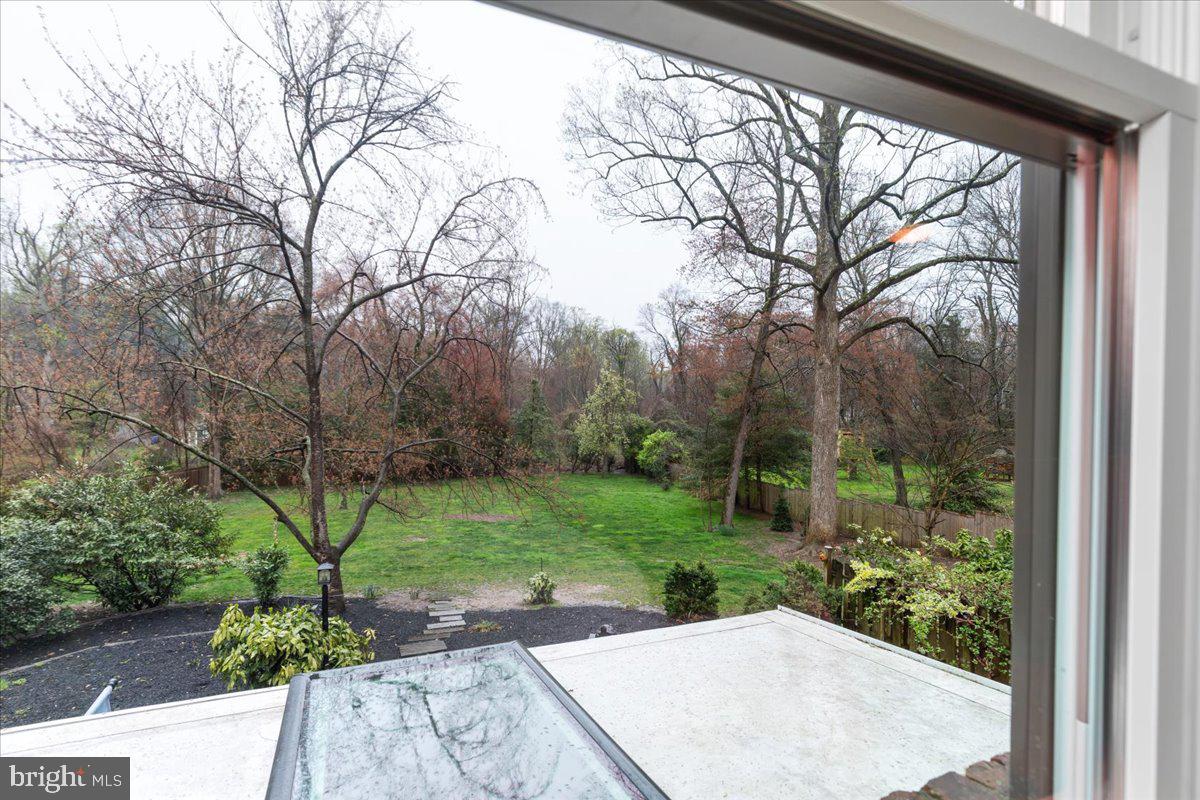 BARCROFT WOODS - Residential