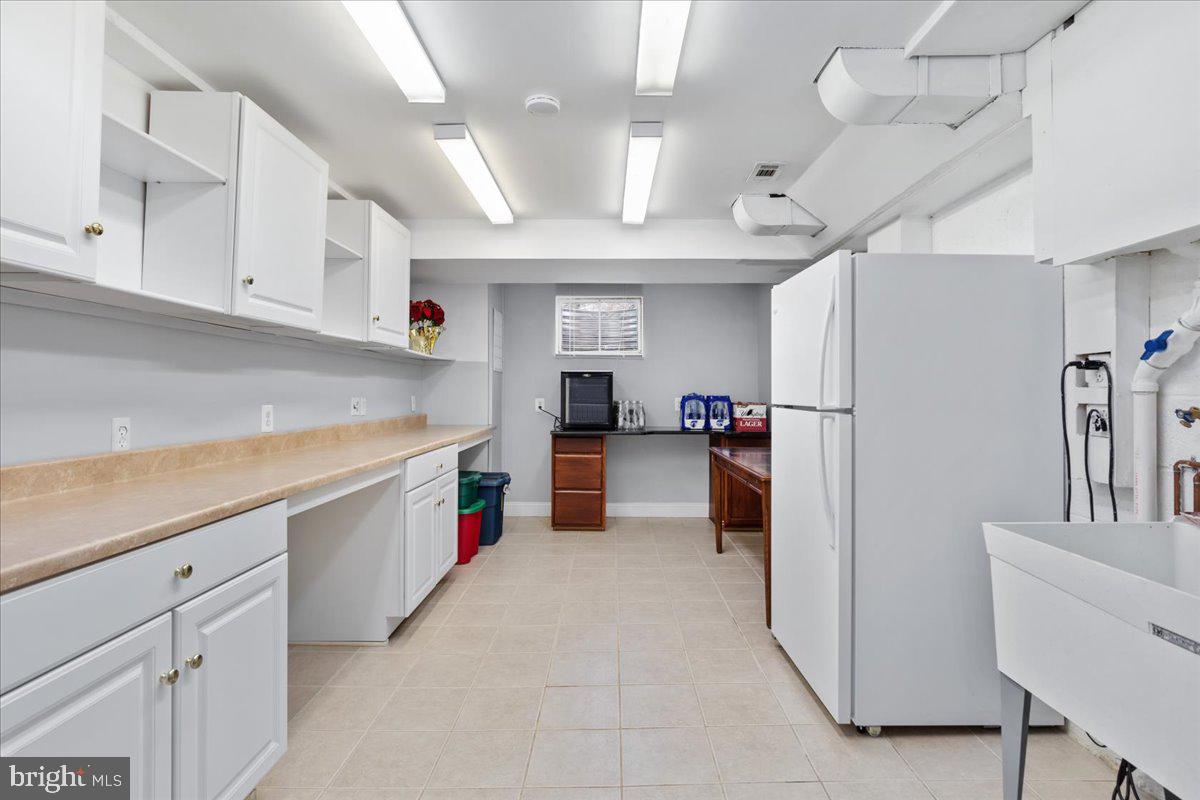 BARCROFT WOODS - Residential