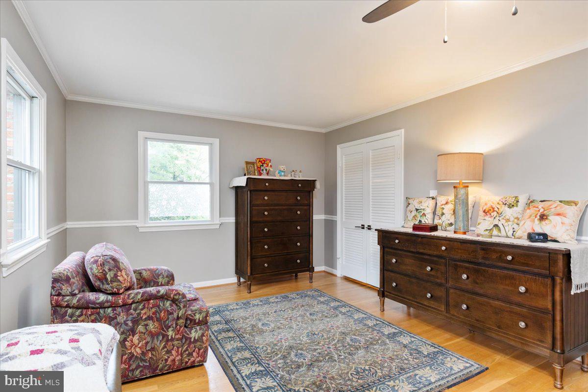 BARCROFT WOODS - Residential