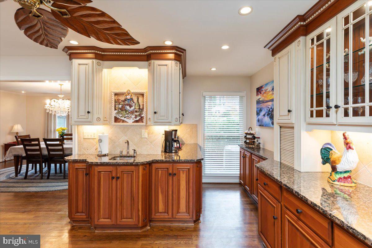 BARCROFT WOODS - Residential