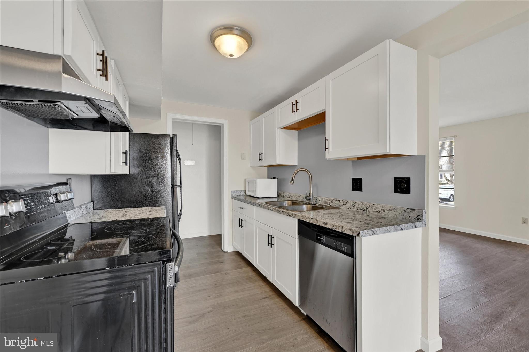 BROOKSHIRE - Residential