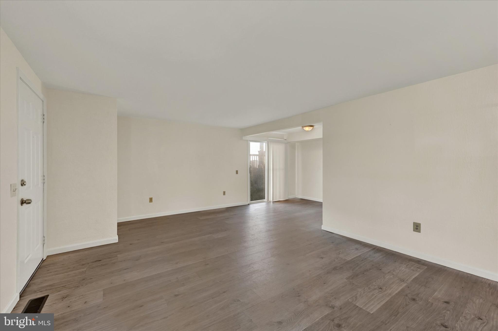 BROOKSHIRE - Residential