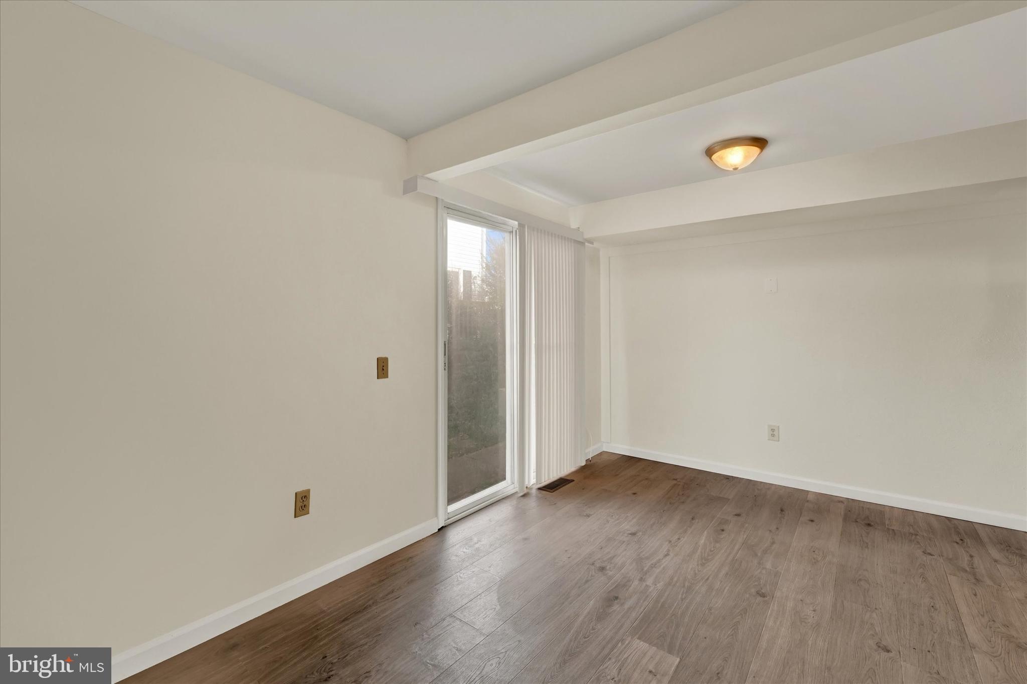 BROOKSHIRE - Residential