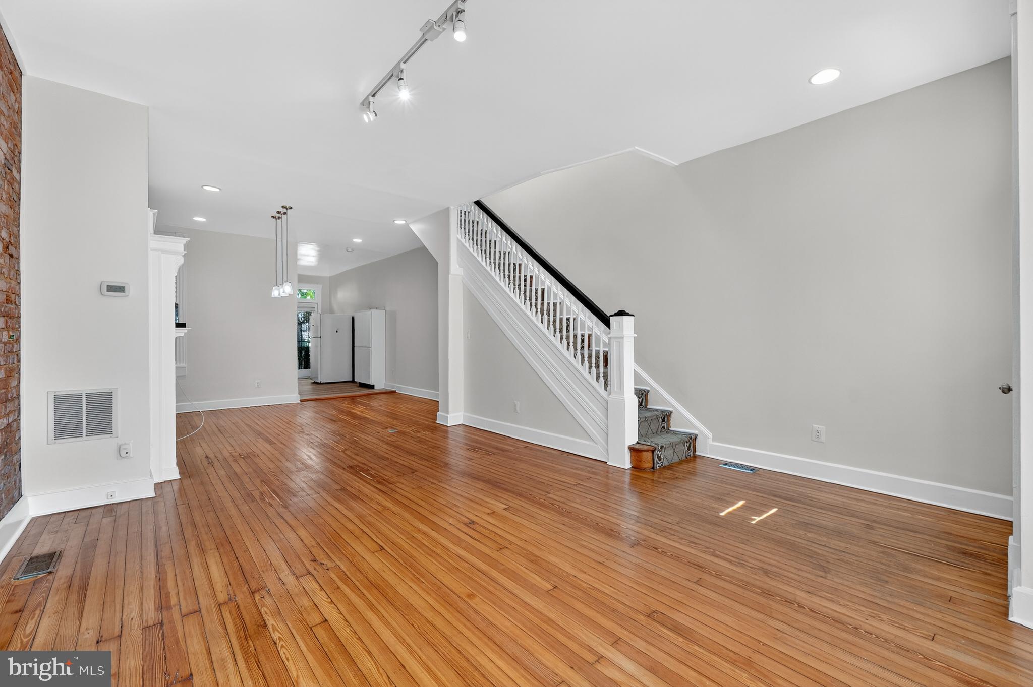 1427 MONROE STREET NW UPPER