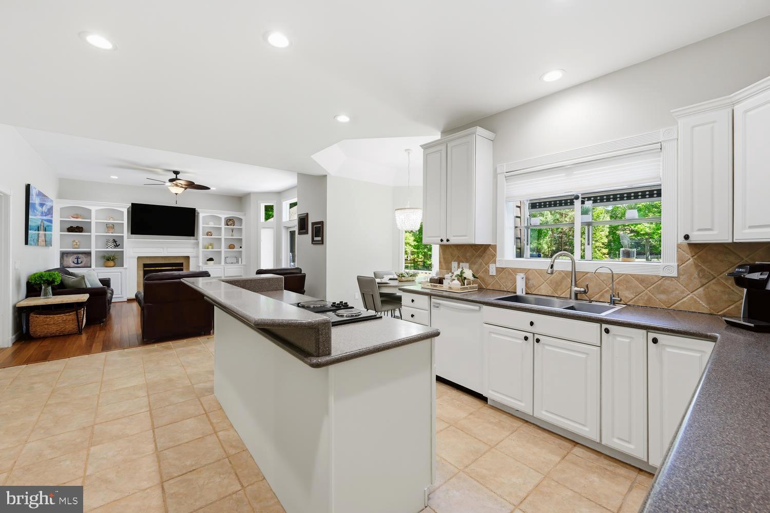 PROSPECT BAY - Residential