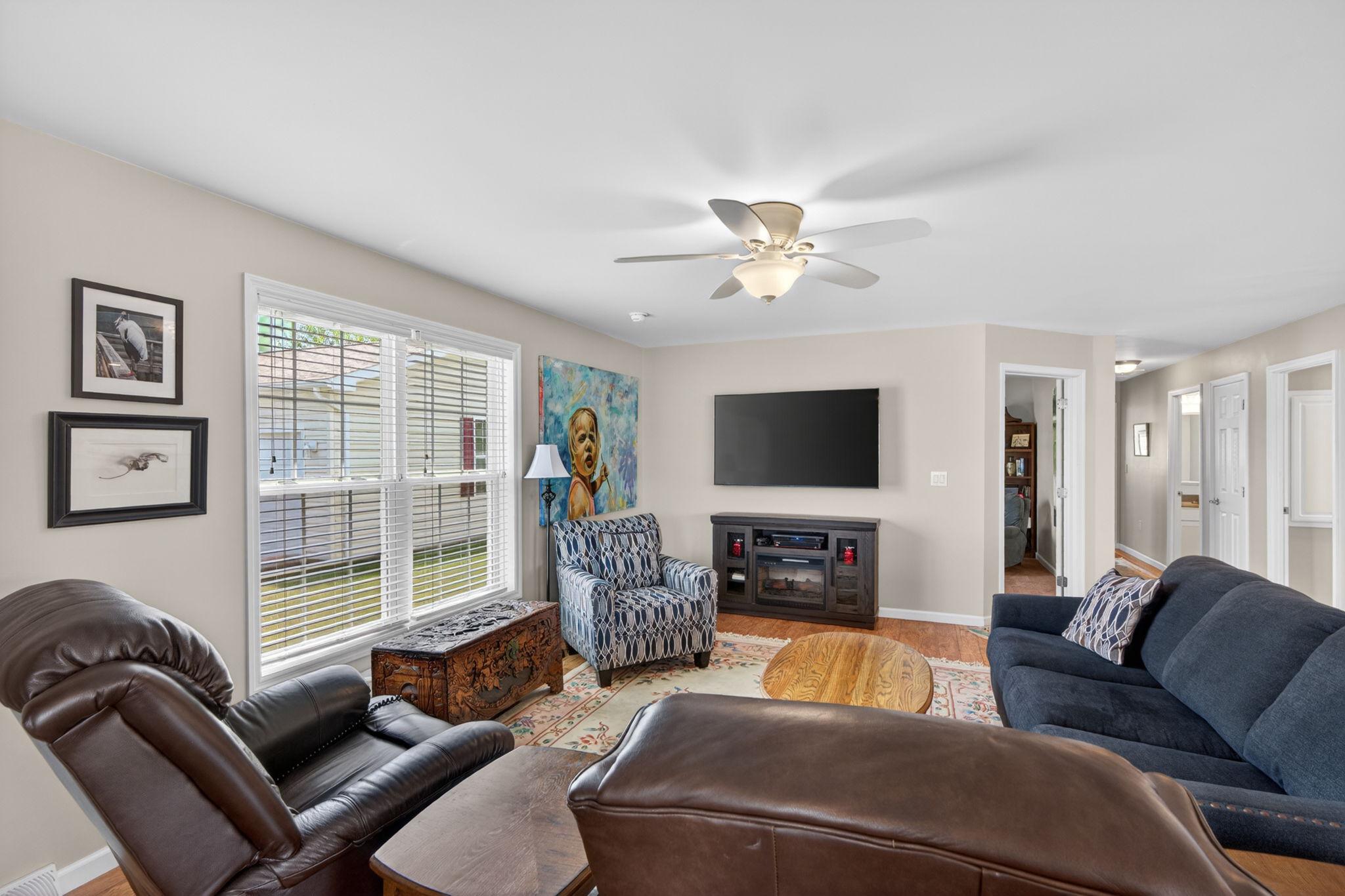 SPRING VALLEY VILLAG - Residential