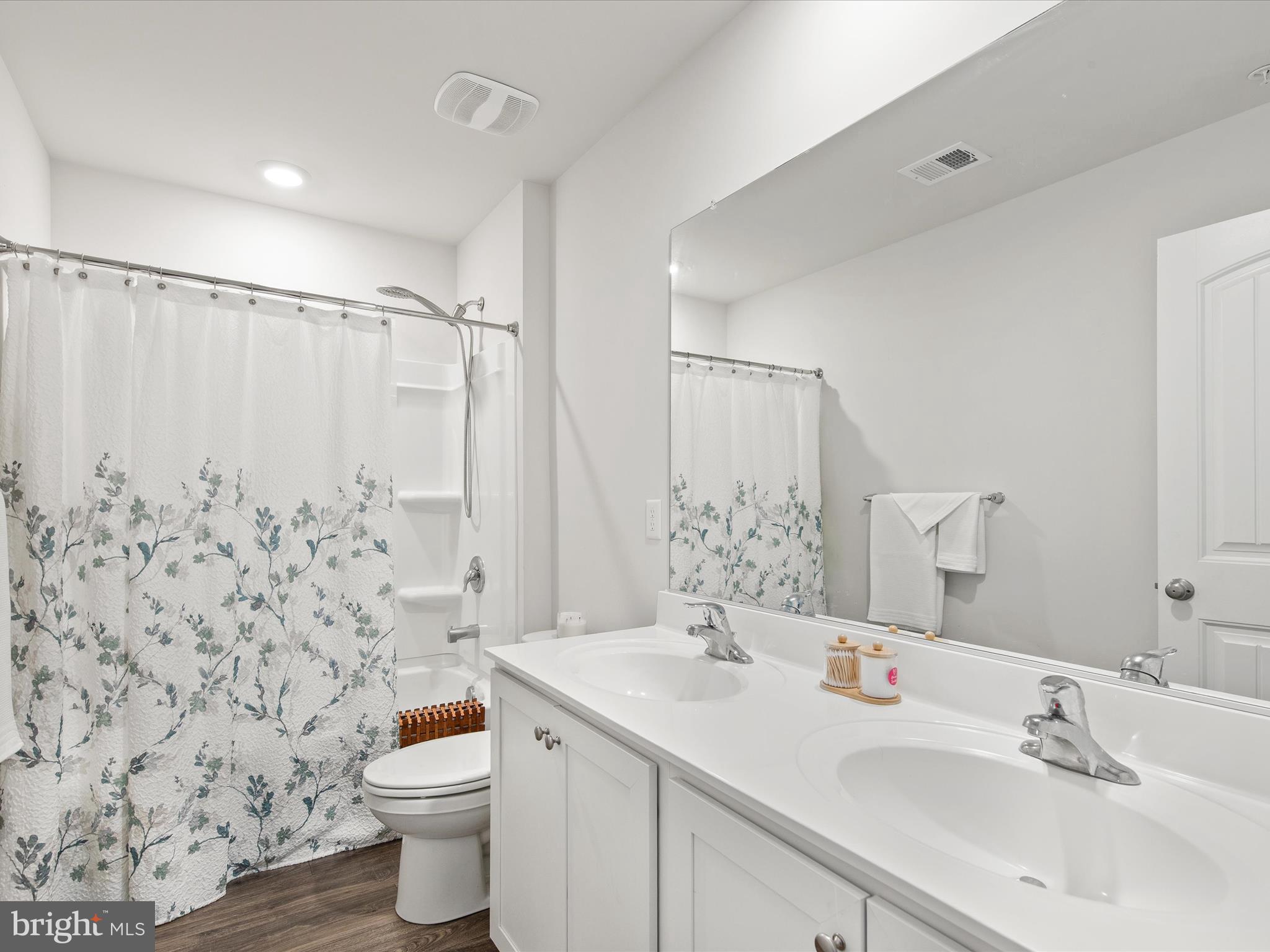 ROWENS MILL - Residential