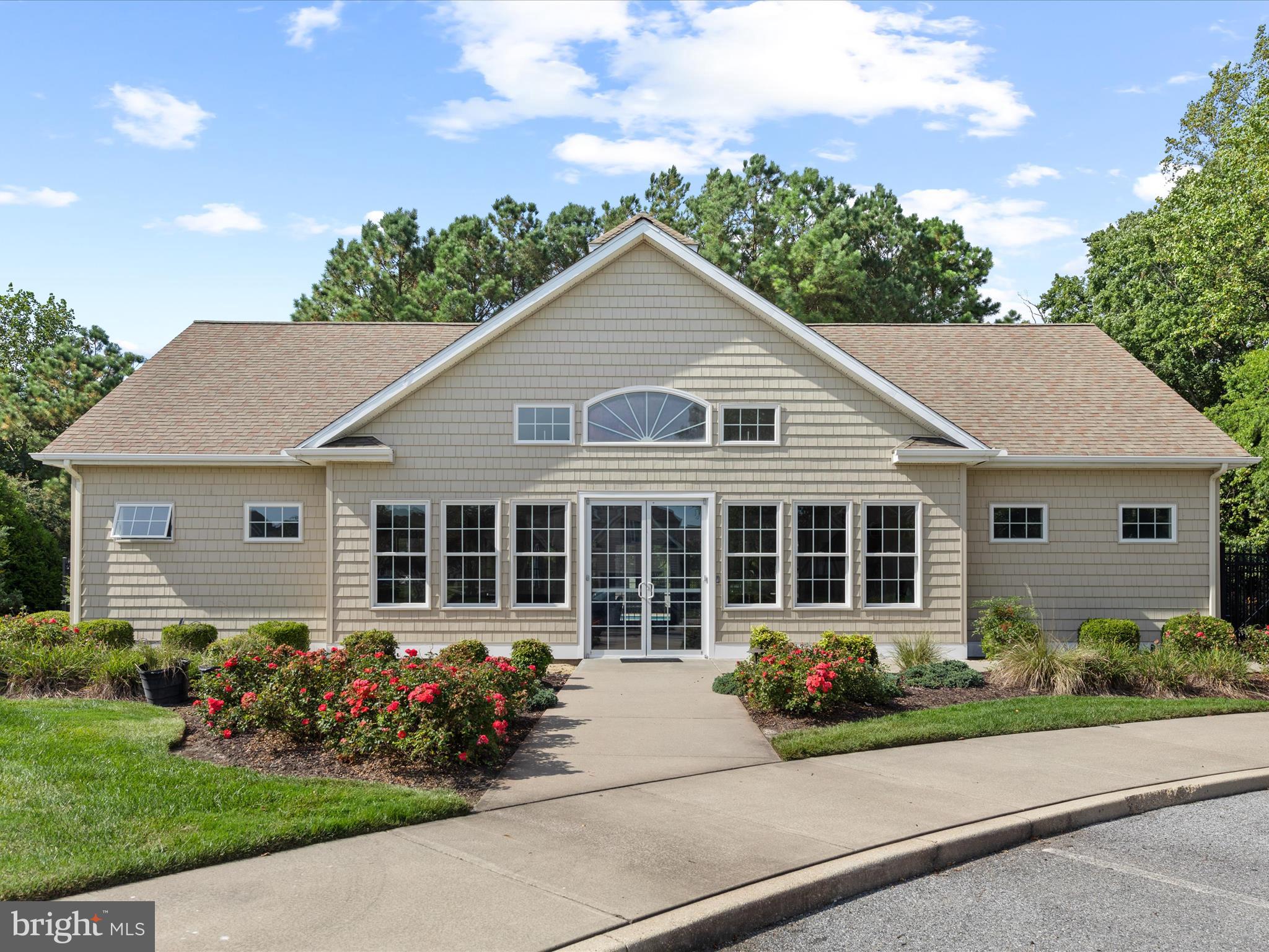 ROWENS MILL - Residential