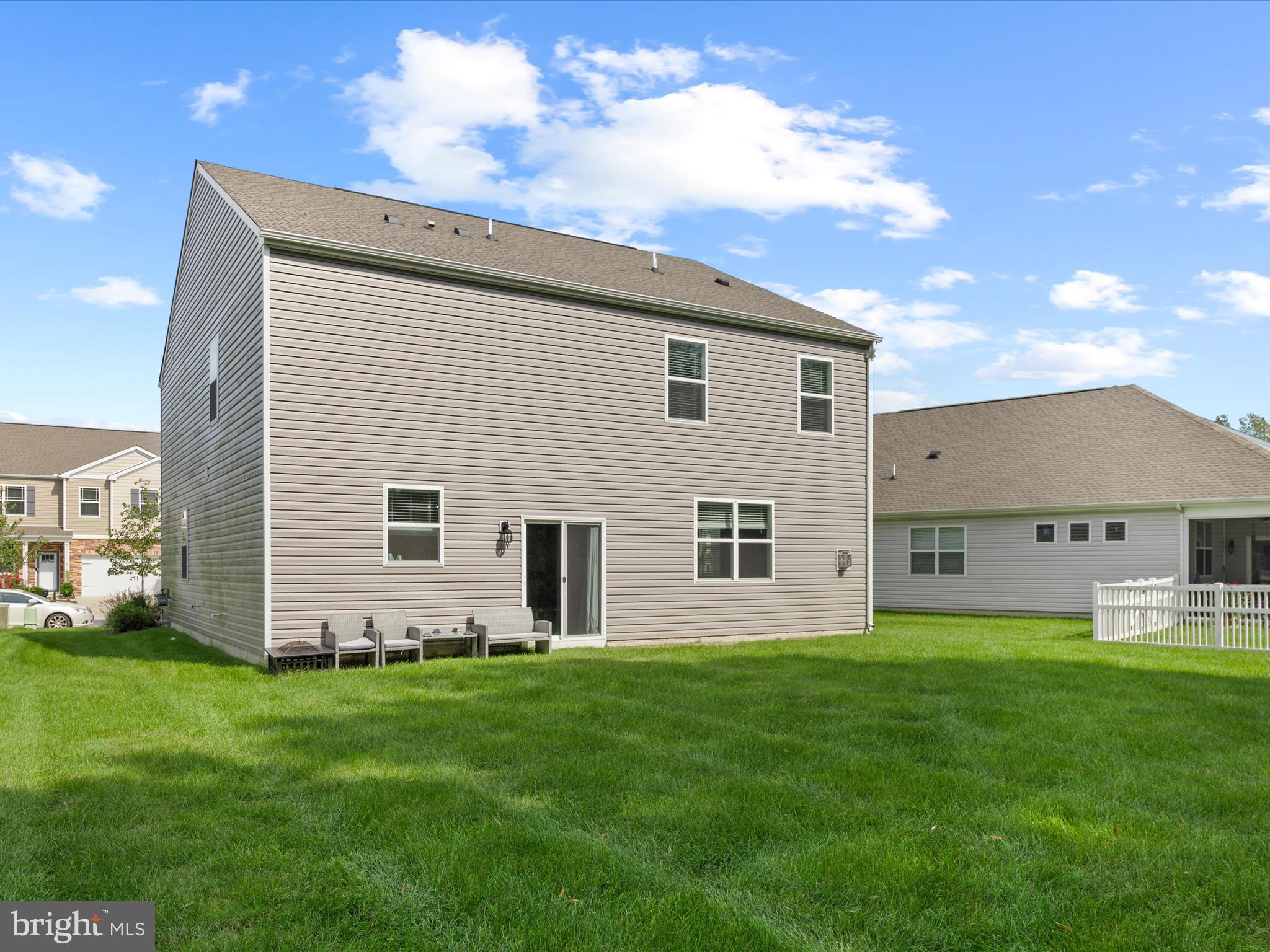 ROWENS MILL - Residential