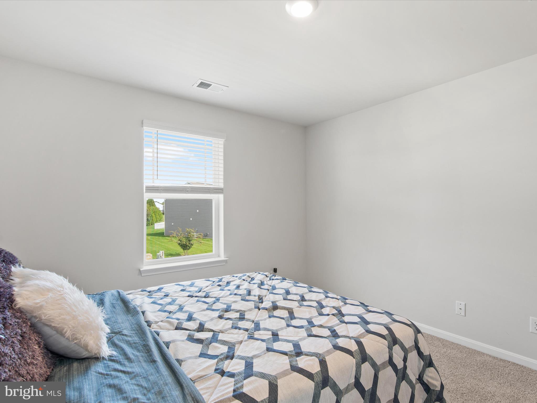 ROWENS MILL - Residential