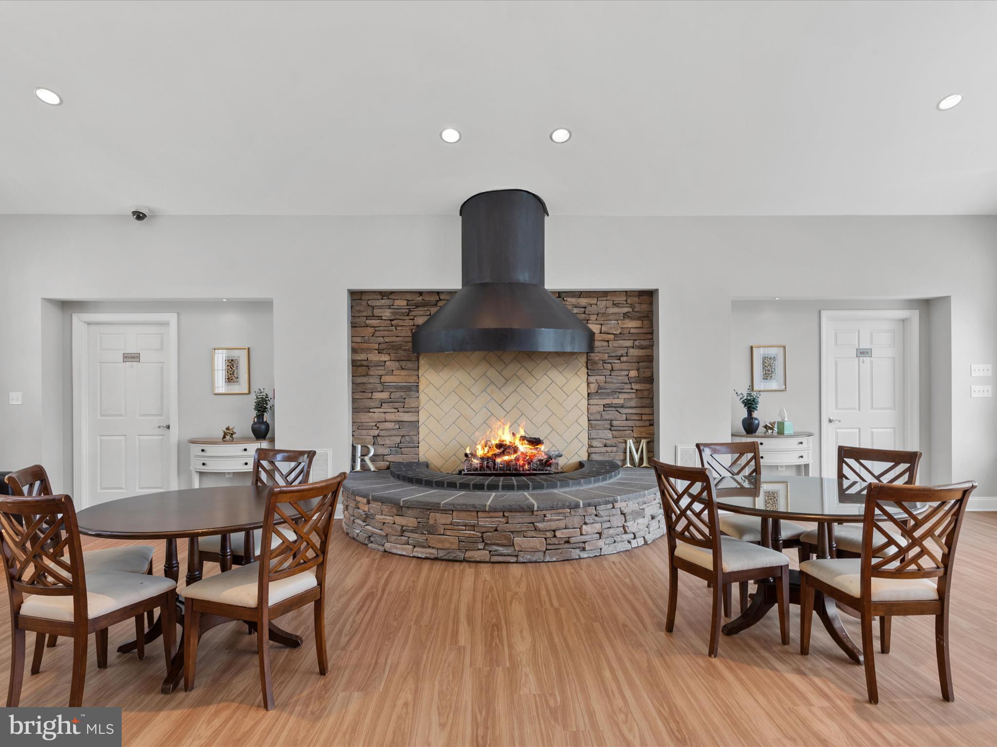 ROWENS MILL - Residential