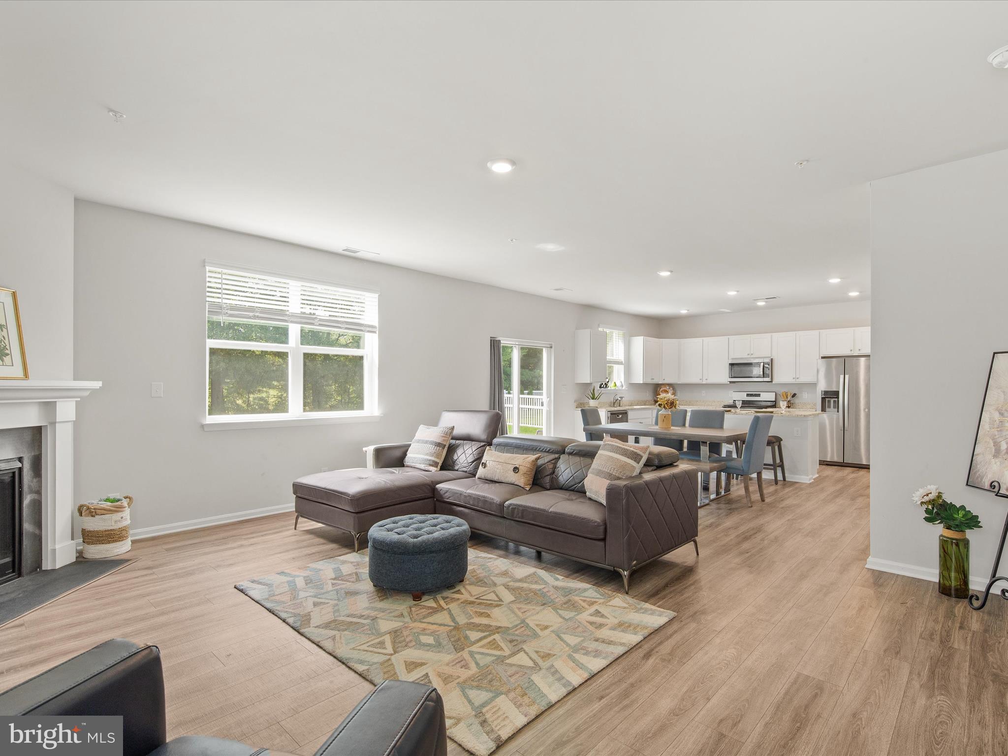 ROWENS MILL - Residential