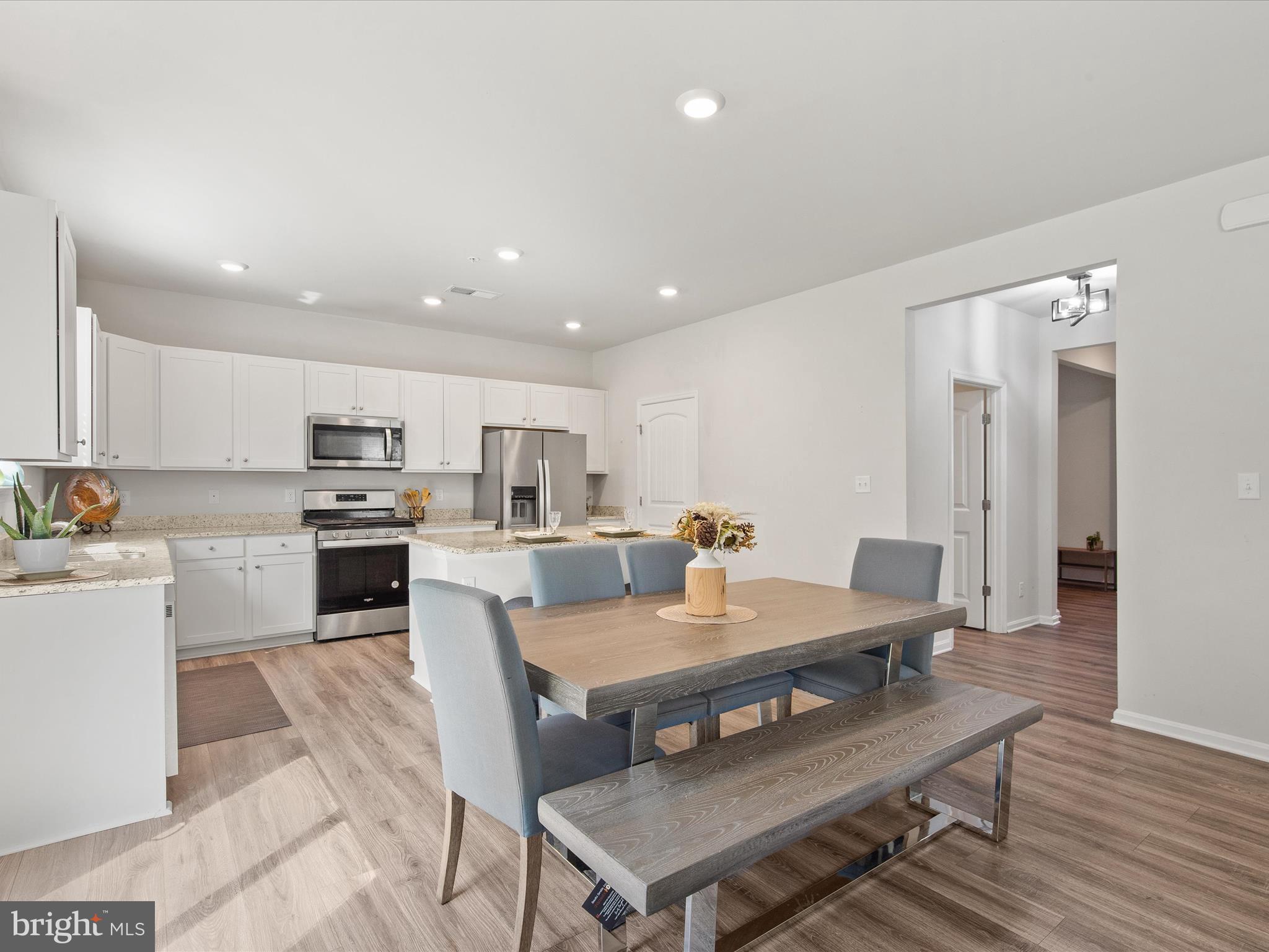 ROWENS MILL - Residential