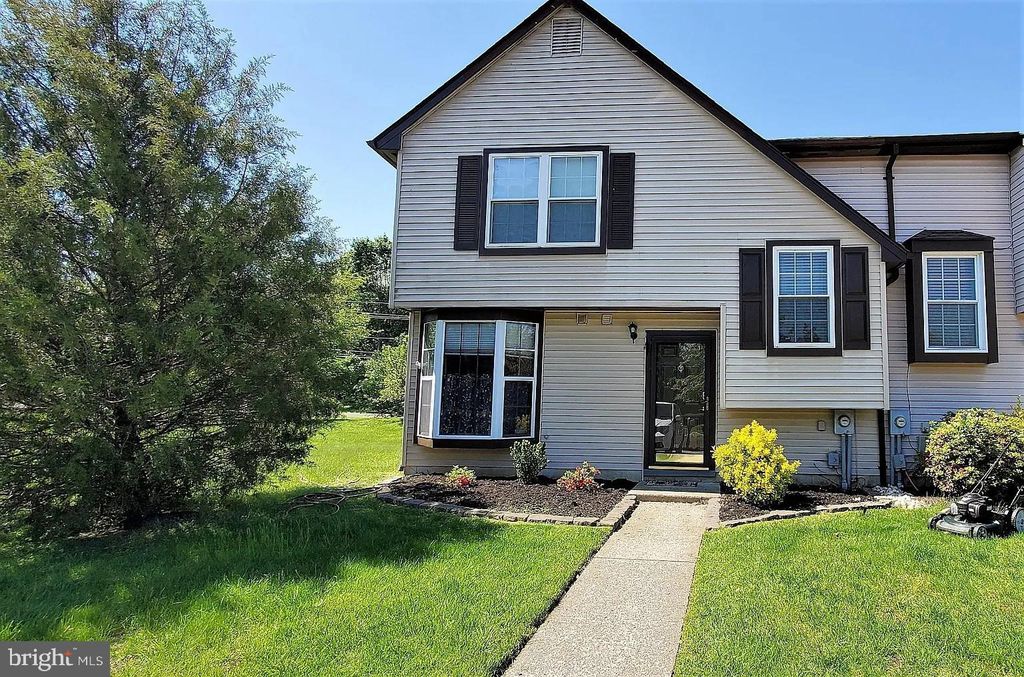 Photo of 36 Kanabe Drive, WESTAMPTON, NJ 08060 (MLS # NJBL2097500)
