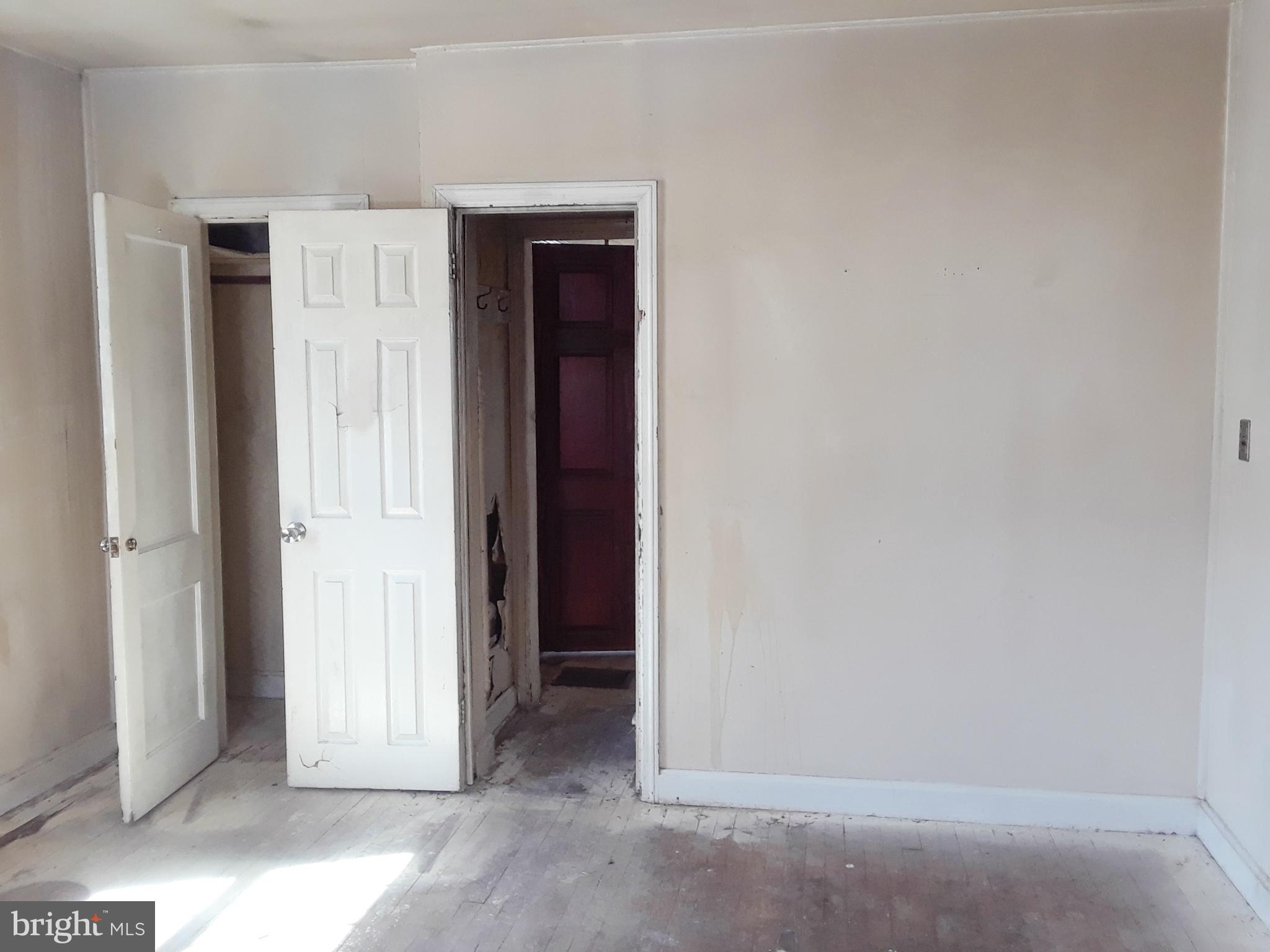 BALTIMORE HIGHLANDS - Residential