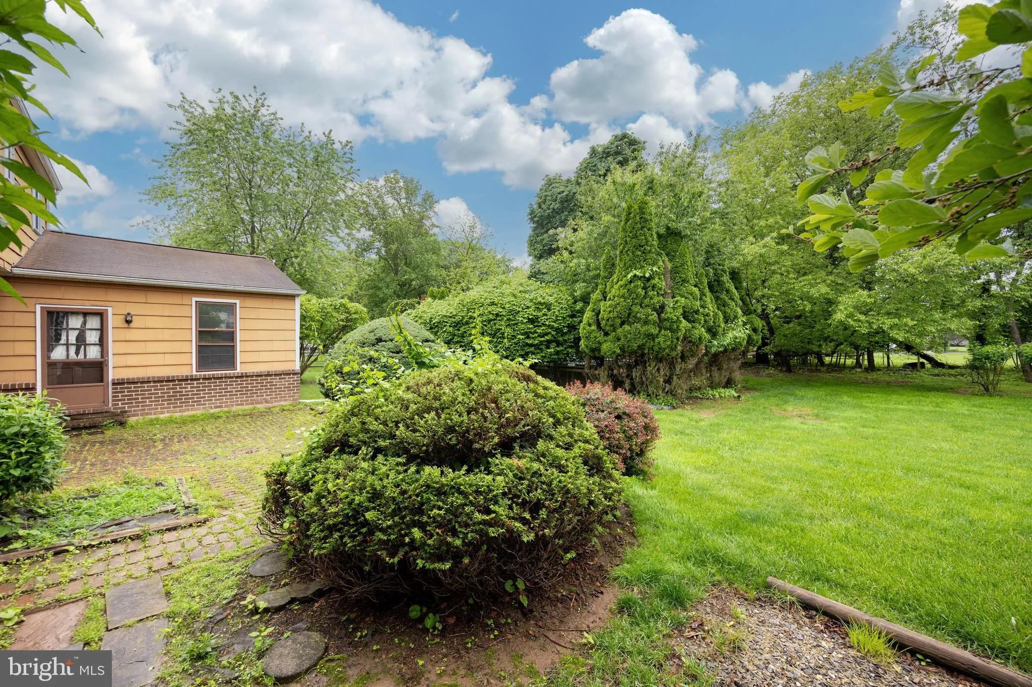 Collegeville, Pennsylvania 19426, United States, 4 Bedrooms Bedrooms, ,2 BathroomsBathrooms,Residential,Pending,132347