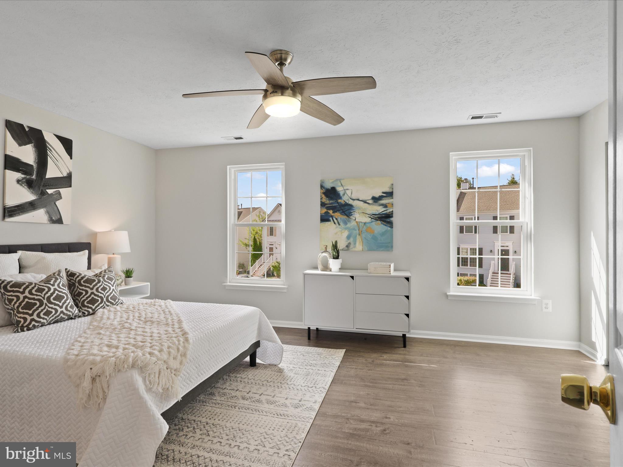 FAIRVIEW SQUARE - Residential