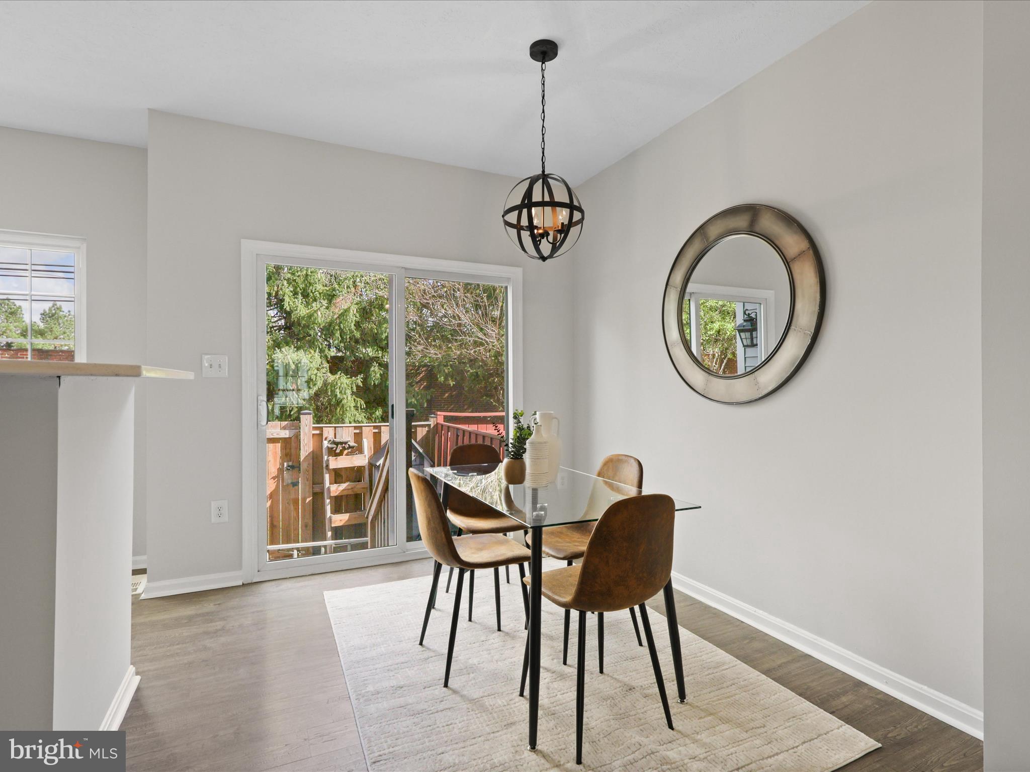 FAIRVIEW SQUARE - Residential