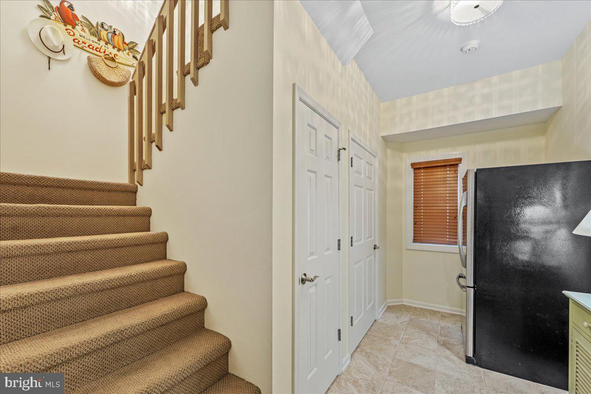 BREAKWATER BEACH - Residential