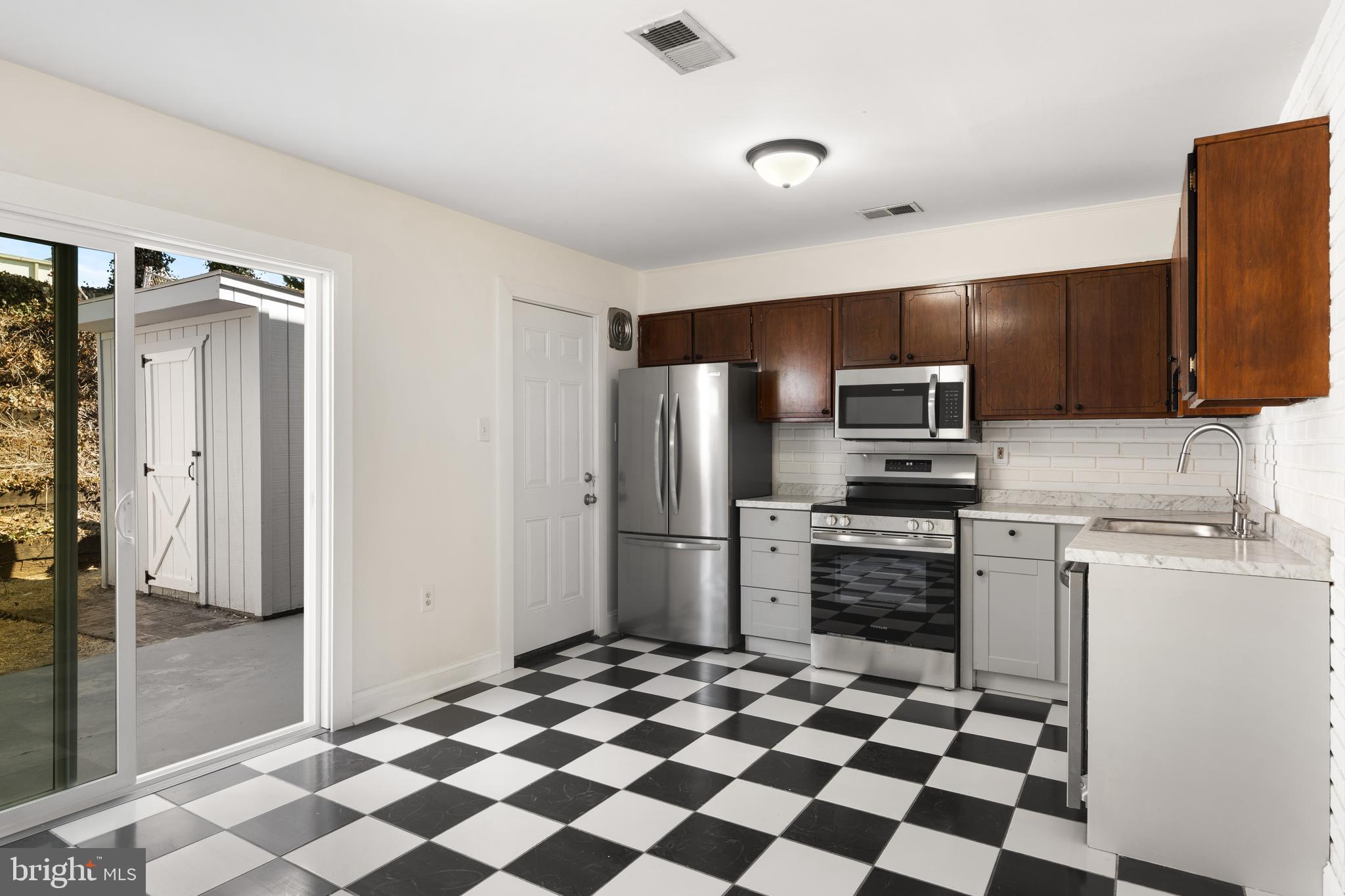 BRUNSWICK HEIGHTS - Residential