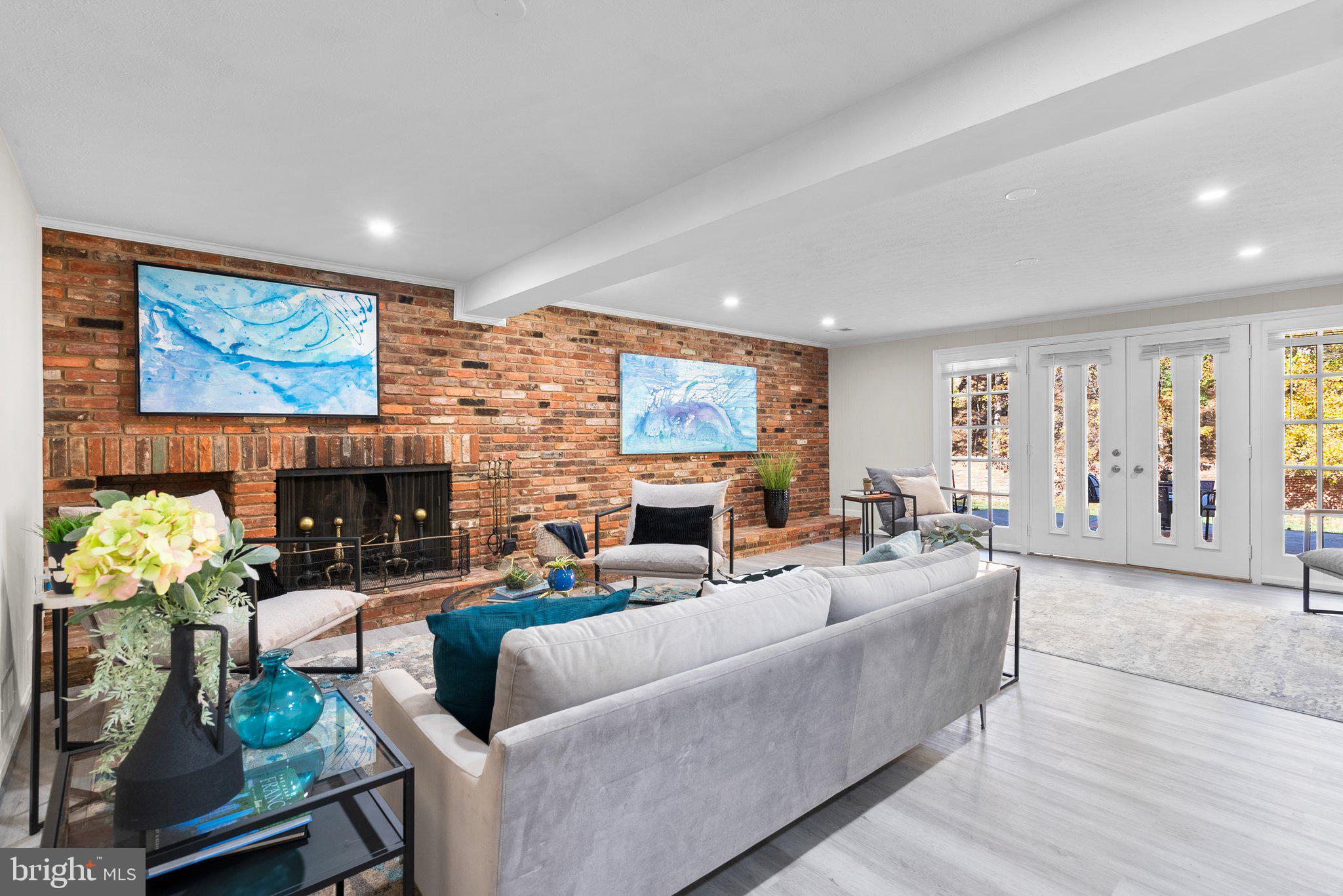 KEMP MILL - Residential