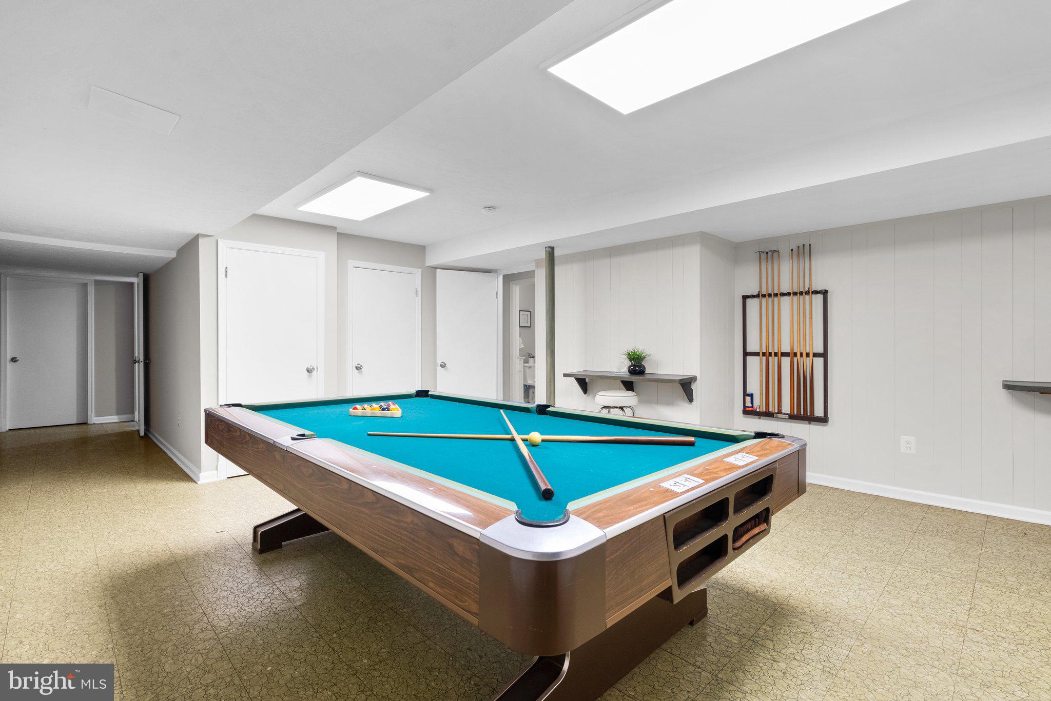 KEMP MILL - Residential