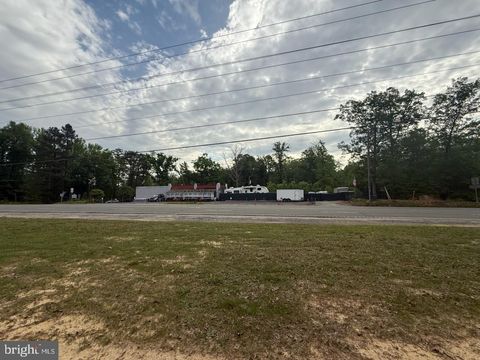 12439 US ROUTE 1 HIGHWAY WOODFORD VA 22580