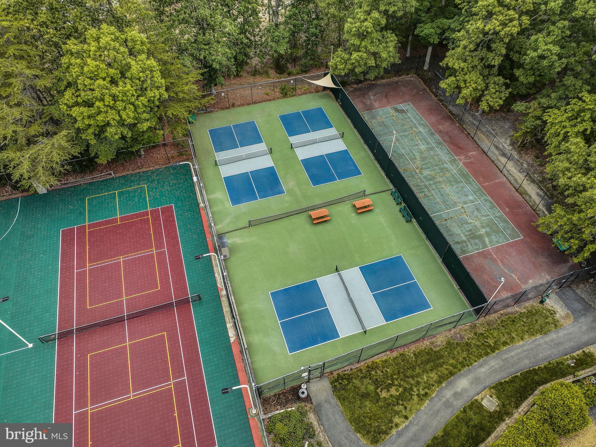 SOLOMONS LANDING - Residential