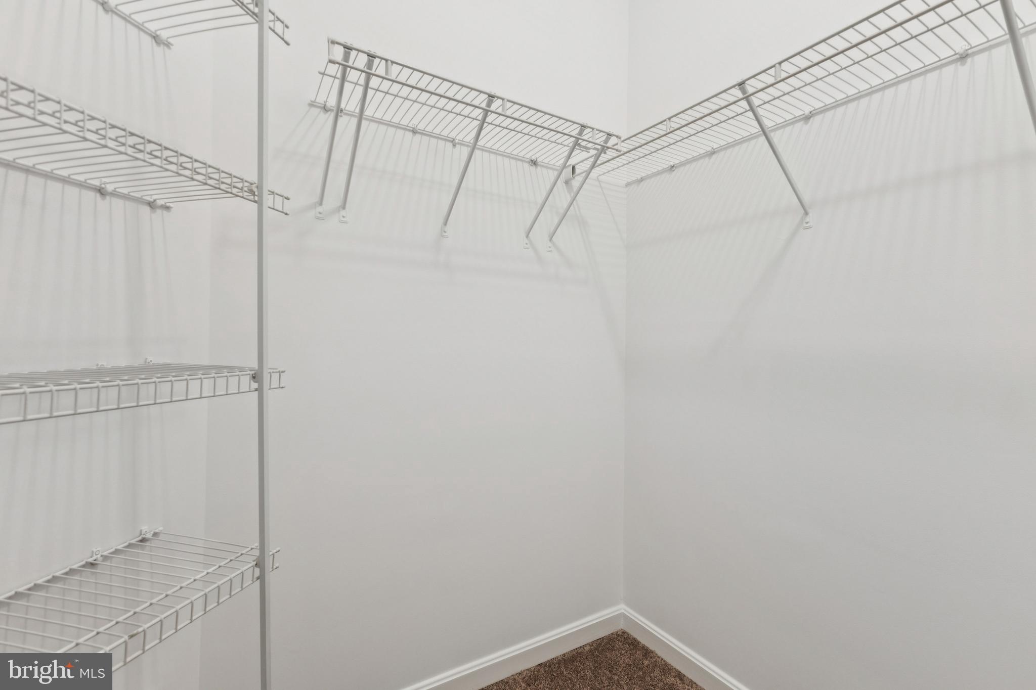 SOLOMONS LANDING - Residential