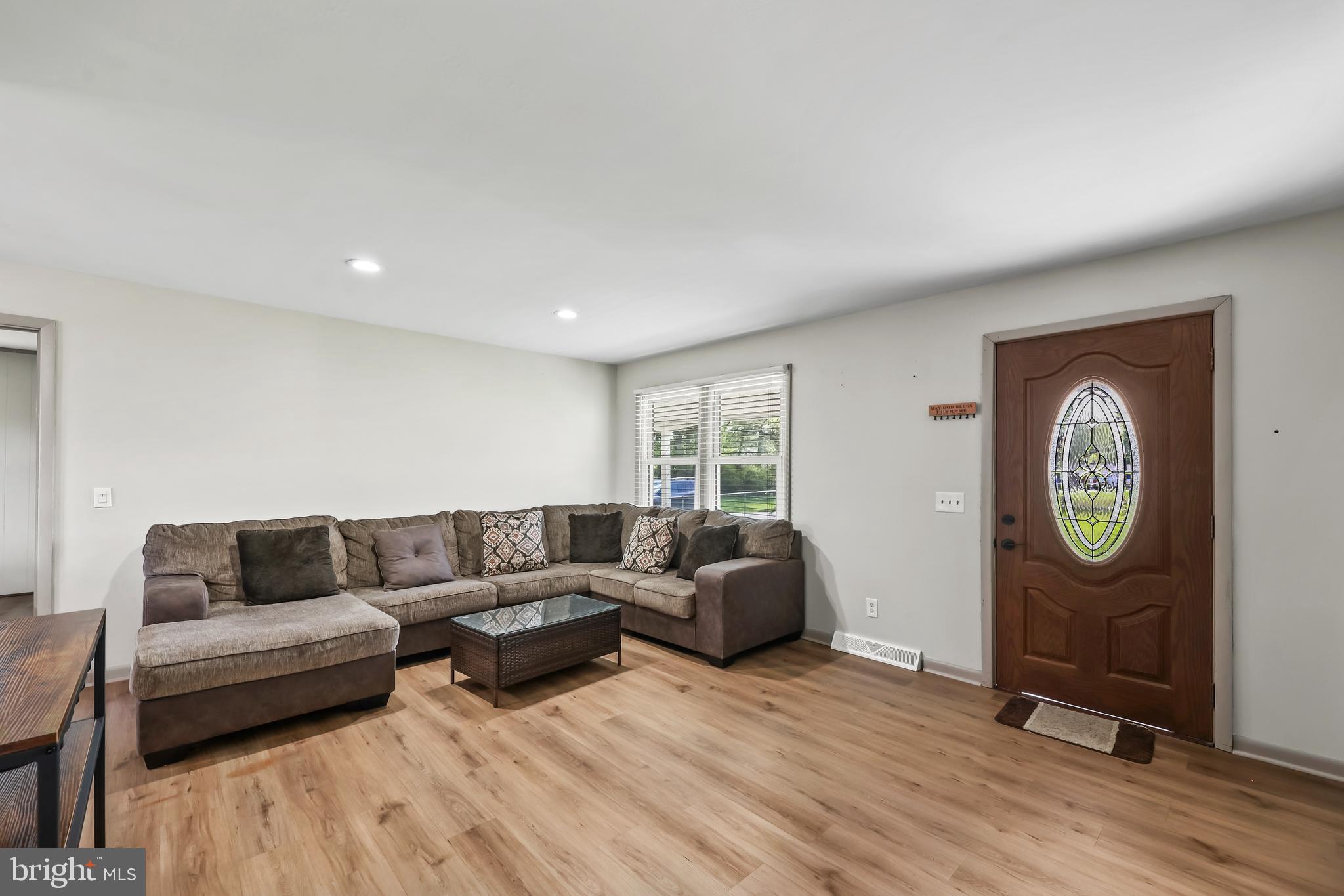 109 WALNUT DRIVE