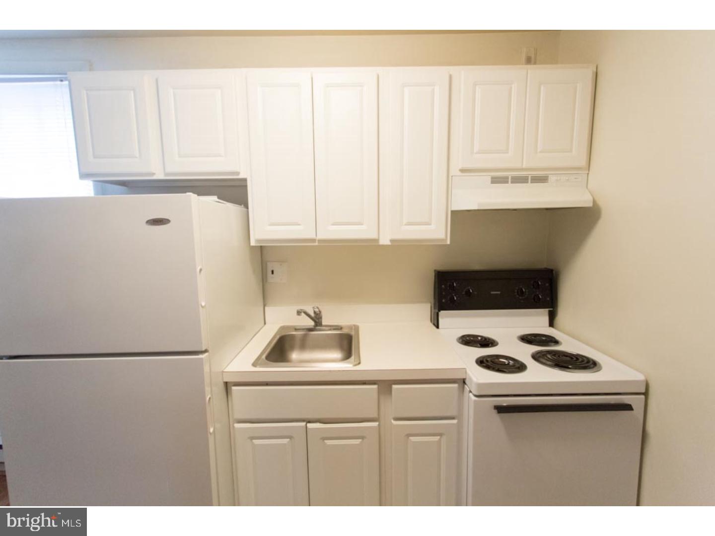 WASHINGTON SQ - Residential Lease