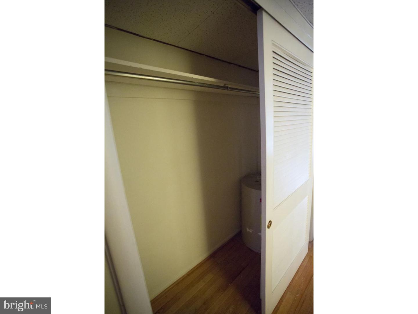 WASHINGTON SQ - Residential Lease