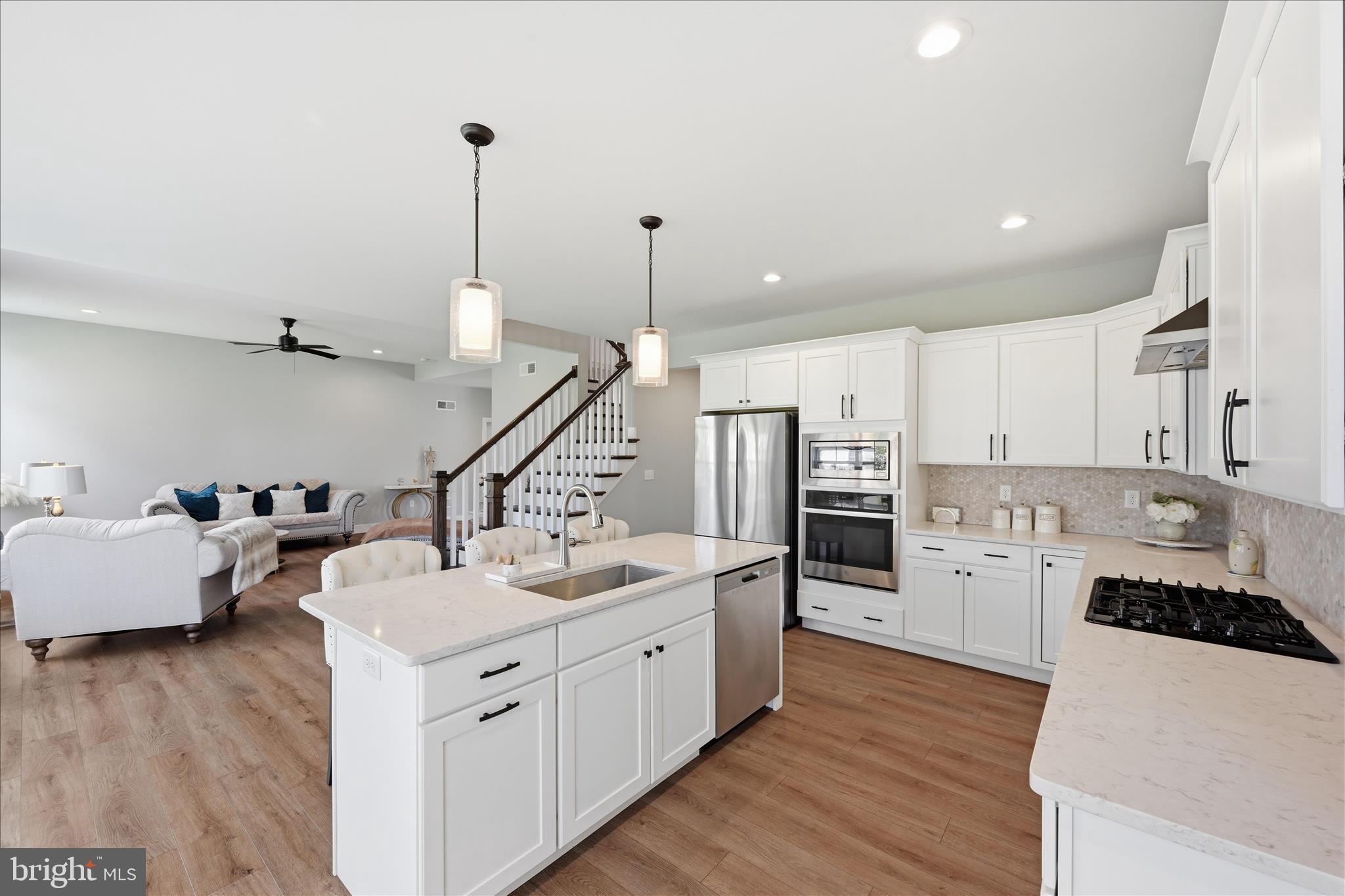 WRIGHT'S LANDING - Residential