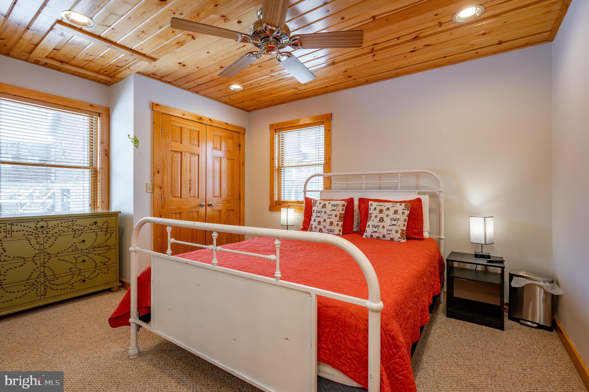 CEDAR SHORES - Residential