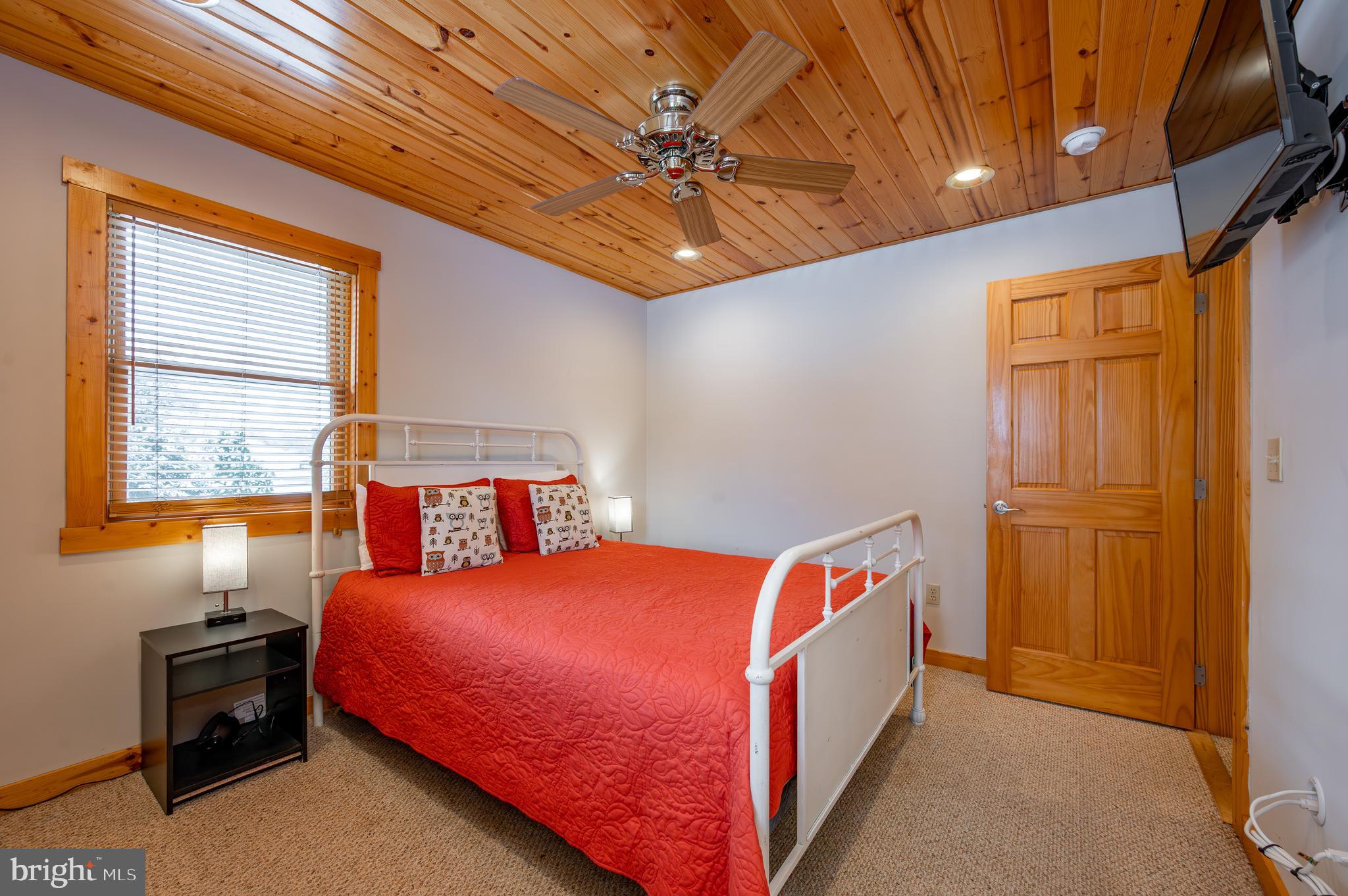 CEDAR SHORES - Residential