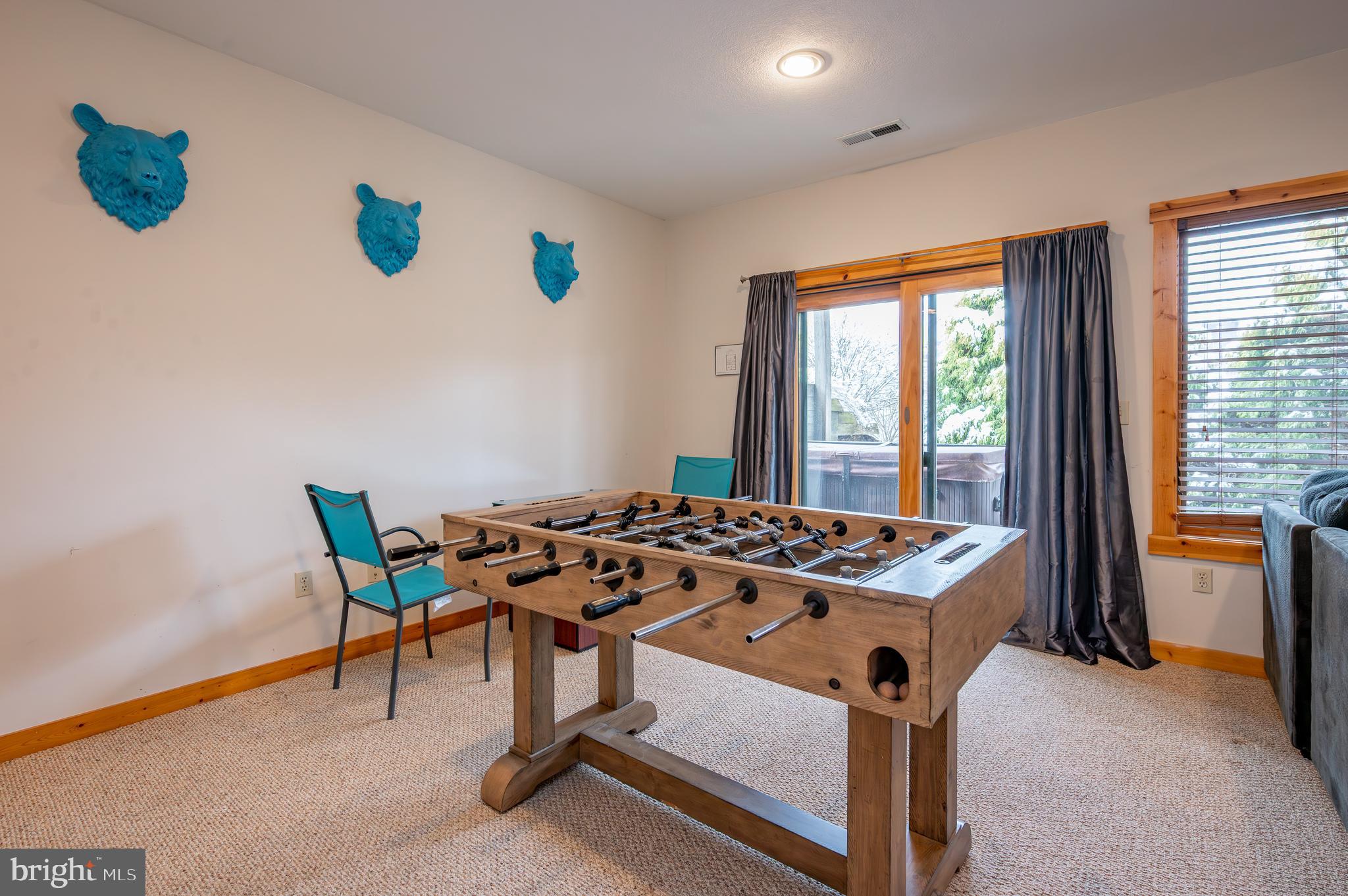 CEDAR SHORES - Residential