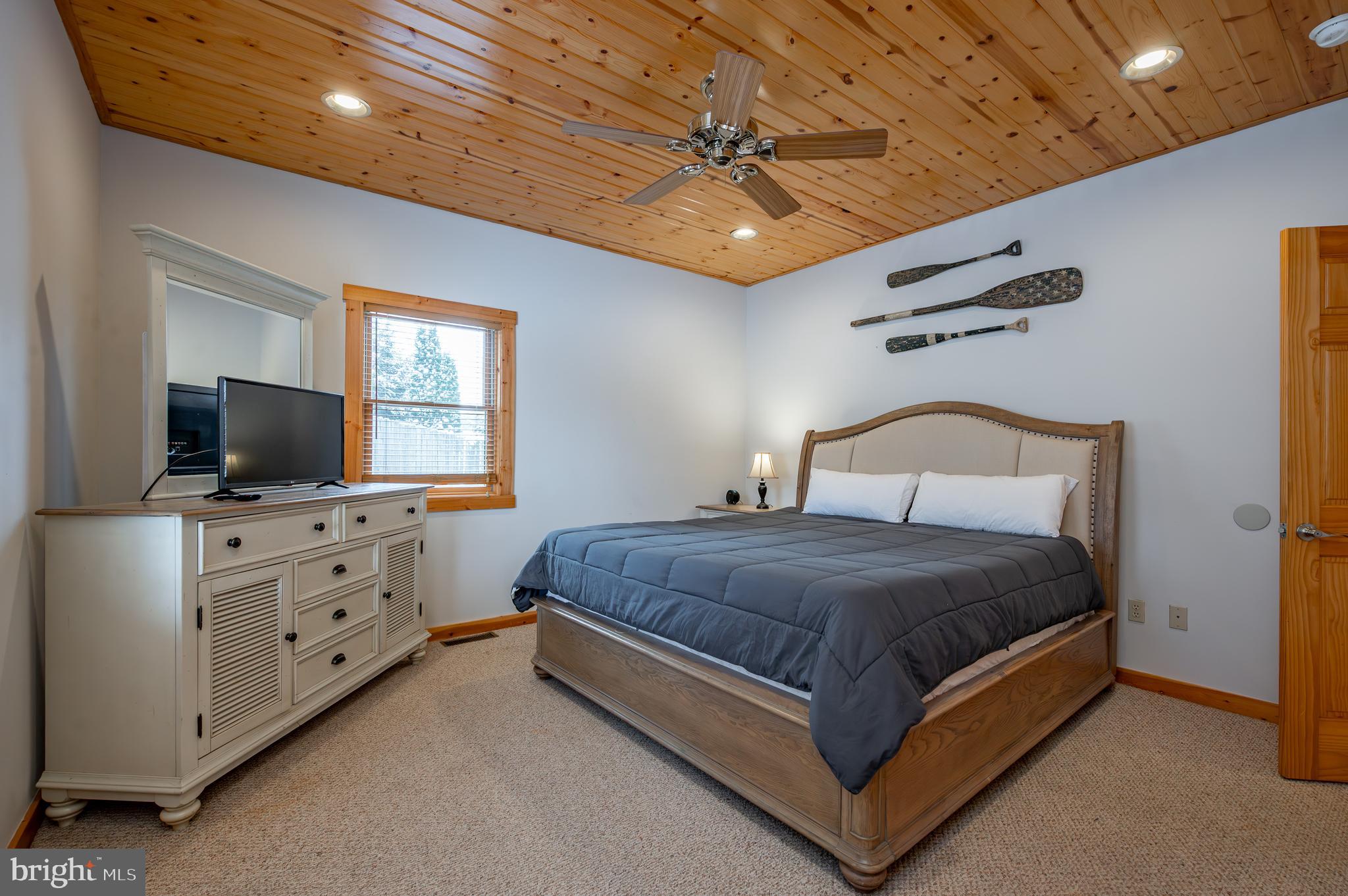 CEDAR SHORES - Residential