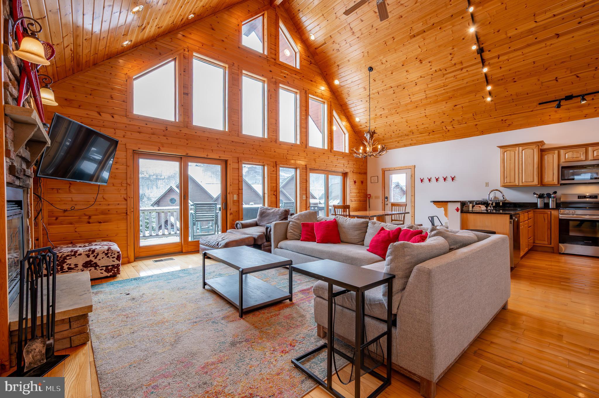 CEDAR SHORES - Residential