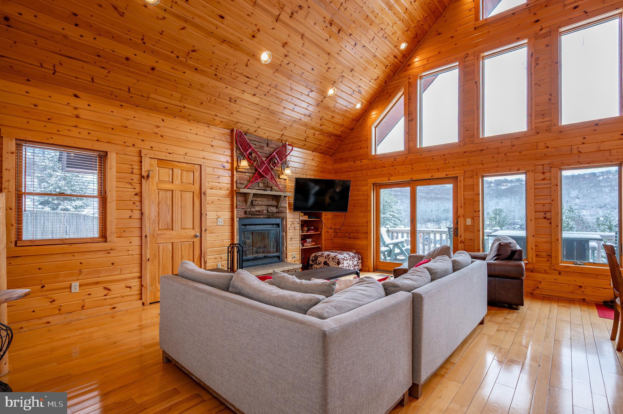 CEDAR SHORES - Residential