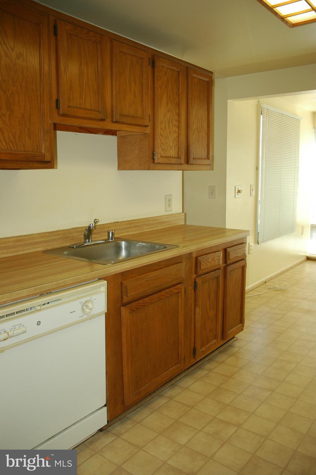 FARMINGDALE - Residential