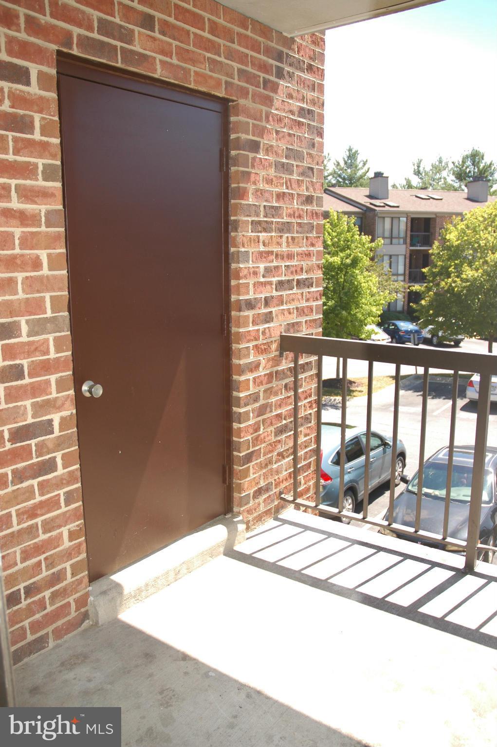 FARMINGDALE - Residential