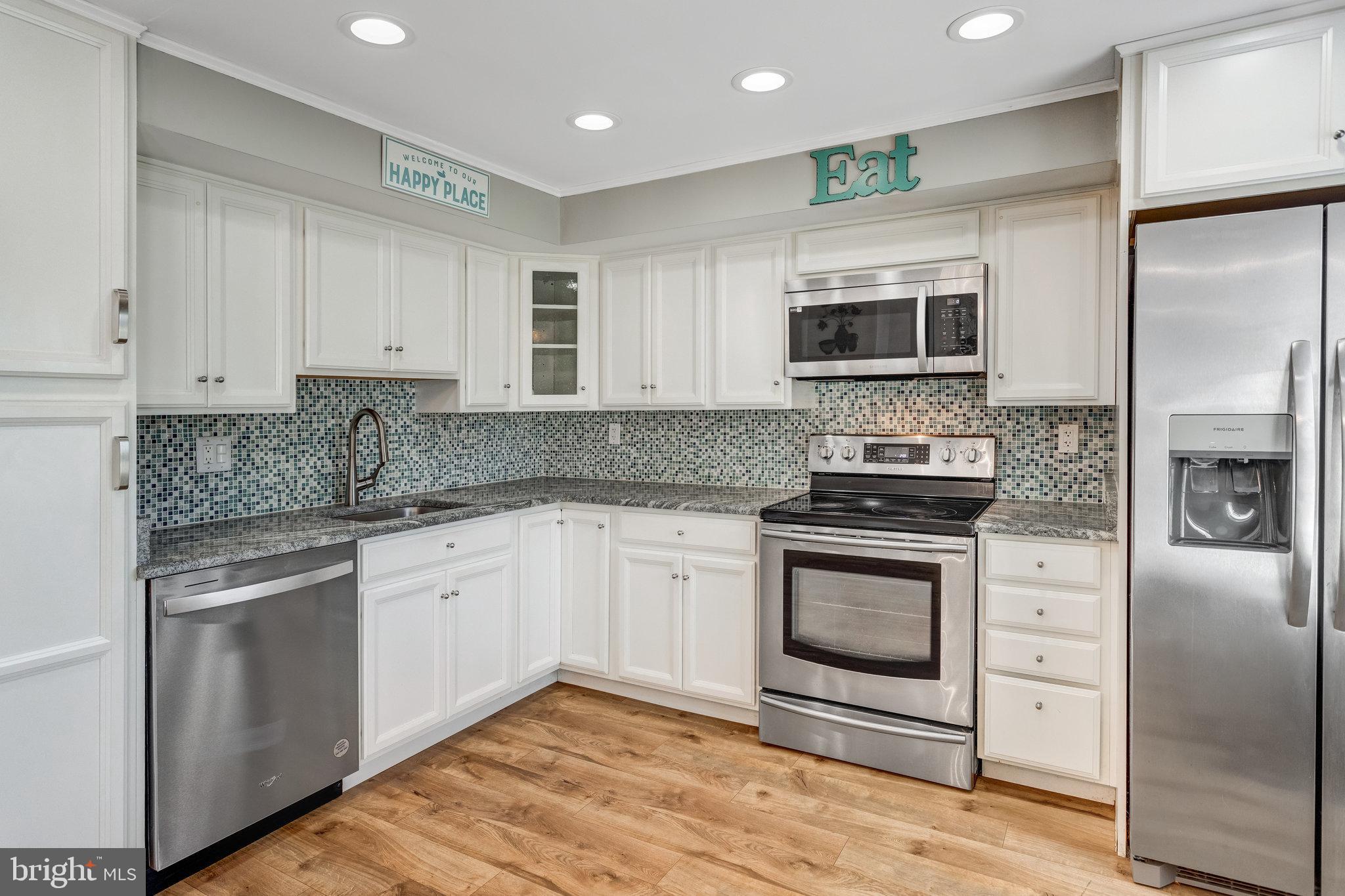 OLD BRIDGE ESTATES - Residential