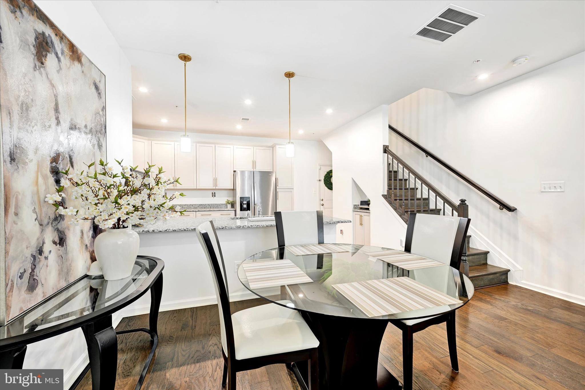 9447 JAMES MACGOWAN LANE 433