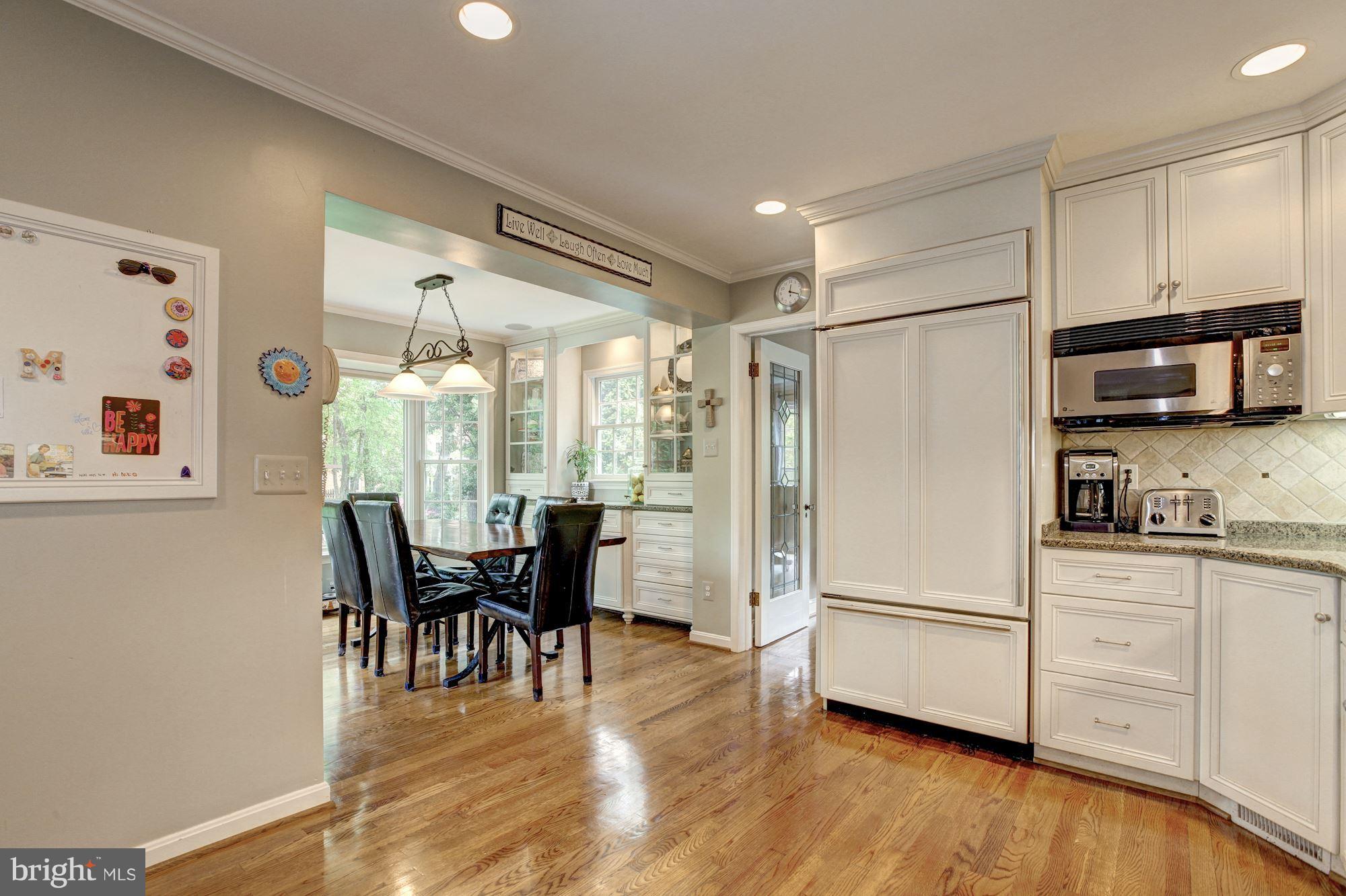 RIVER FALLS - Residential Lease