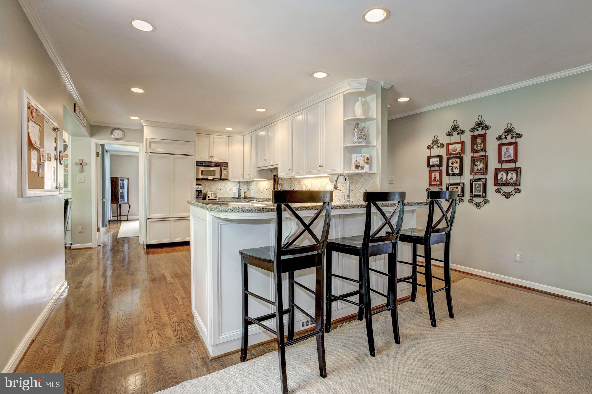 RIVER FALLS - Residential Lease